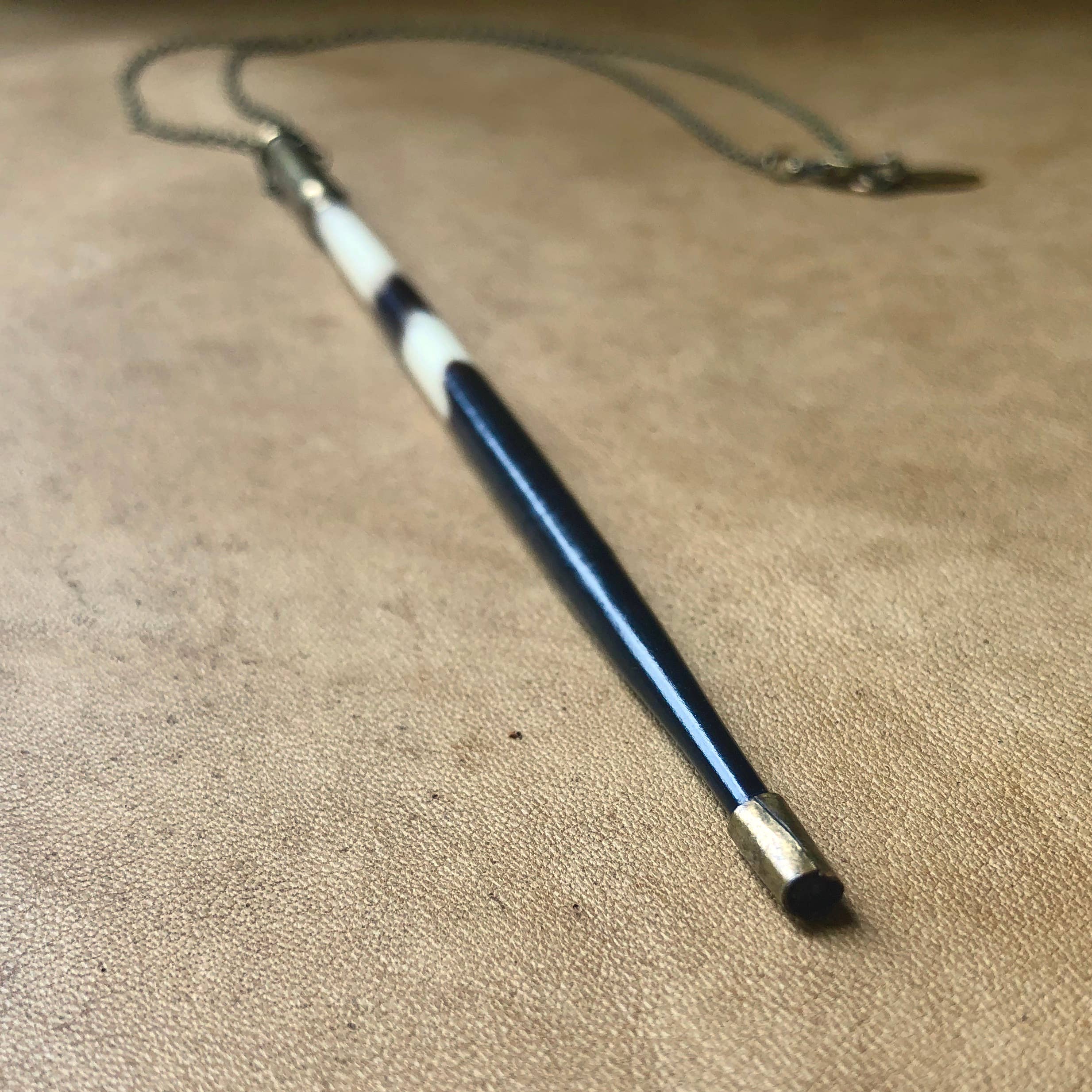 Porcupine Quill In Bullet Necklace, Black/Brown & Ivory