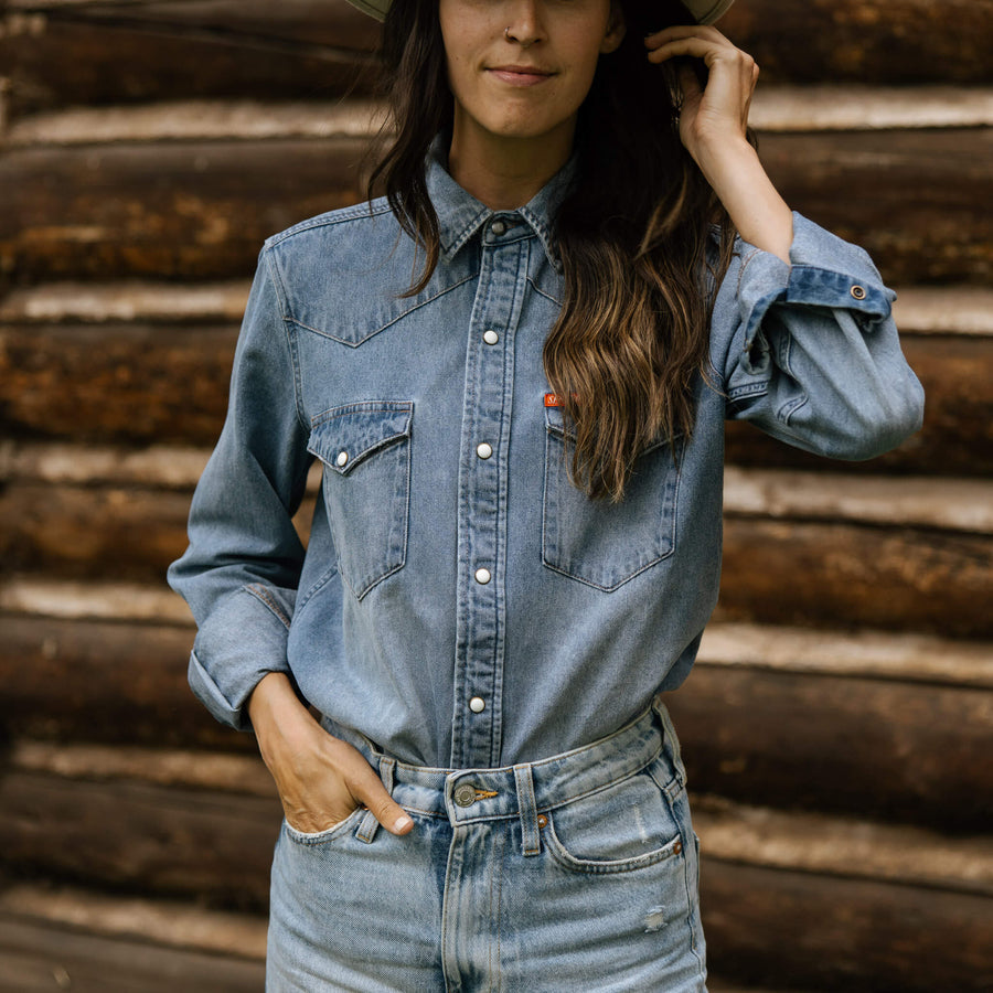 THE WYATT PEARL SNAP BLOUSE