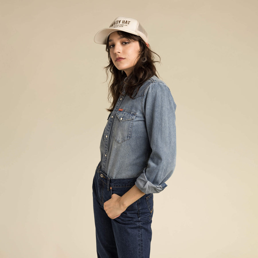 THE WYATT PEARL SNAP BLOUSE