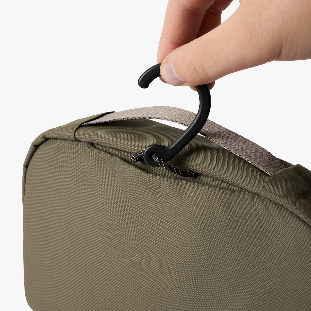 Hanging Toiletry Kit - Sea Kelp