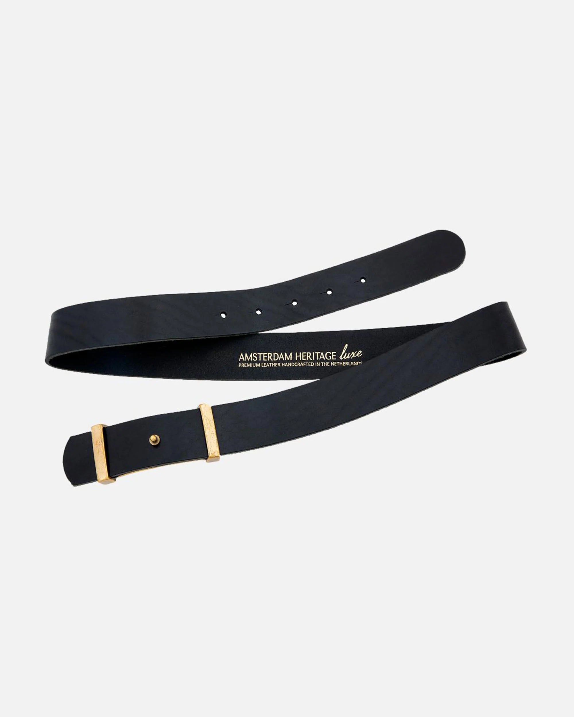 Jip | Slimming Buckleless Leather Belt - Black