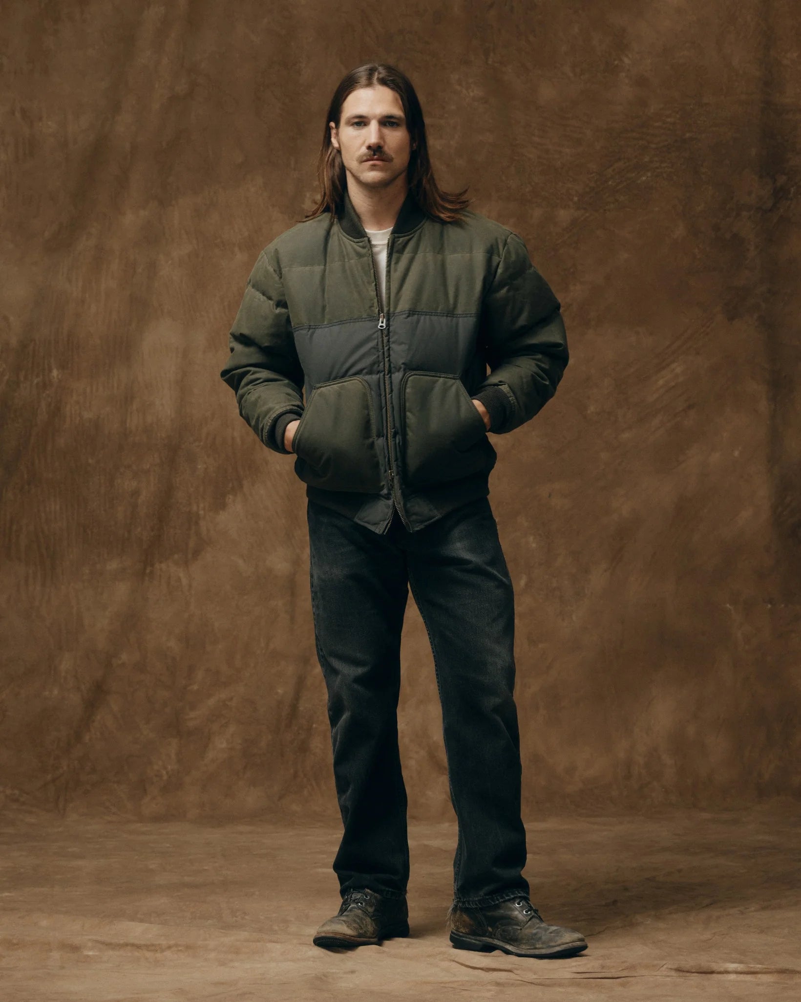 Down Bomber Jacket - Otter Green