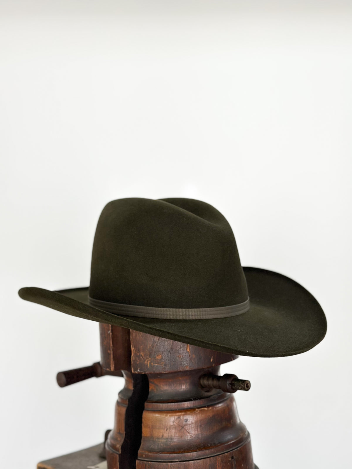 Olive Green Gus By Lost River (60) 7 1/2