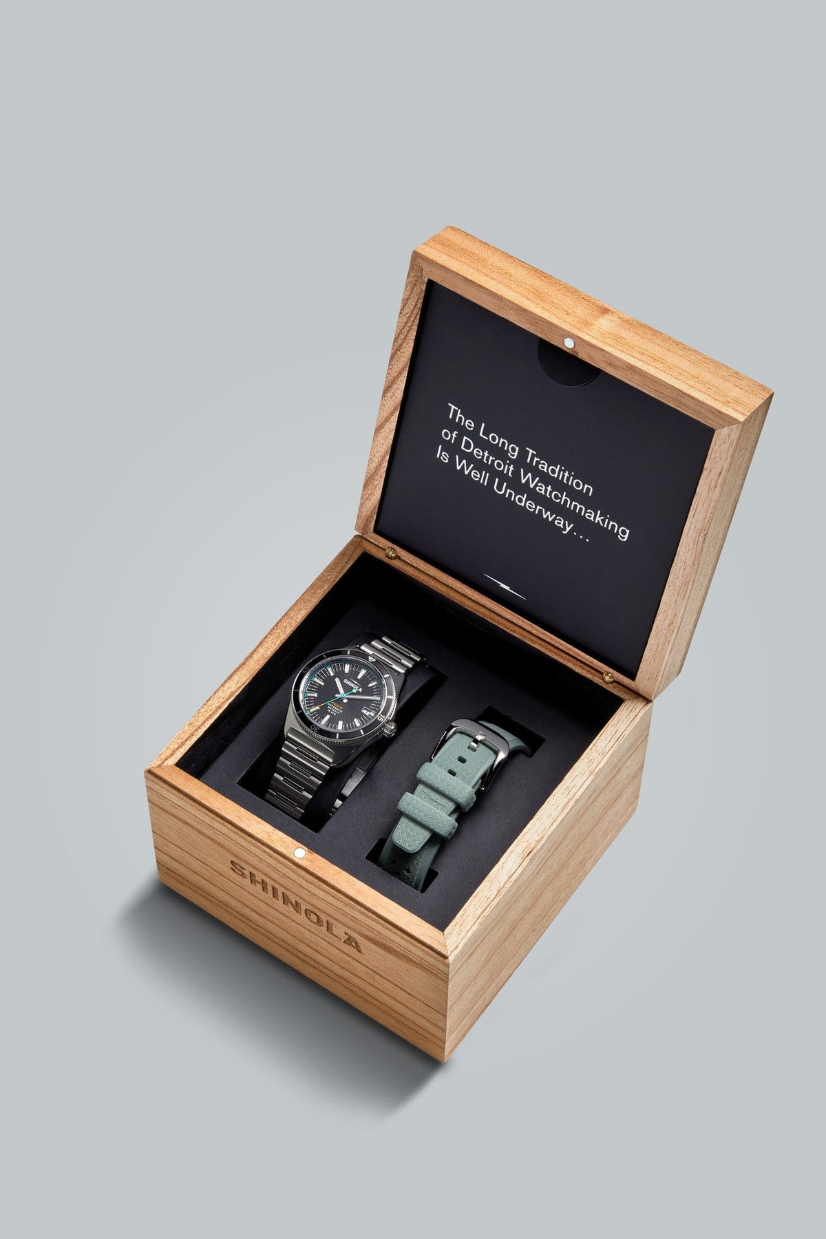 Shinola Duck Automatic 9085 Gift Set Watch 38mm
