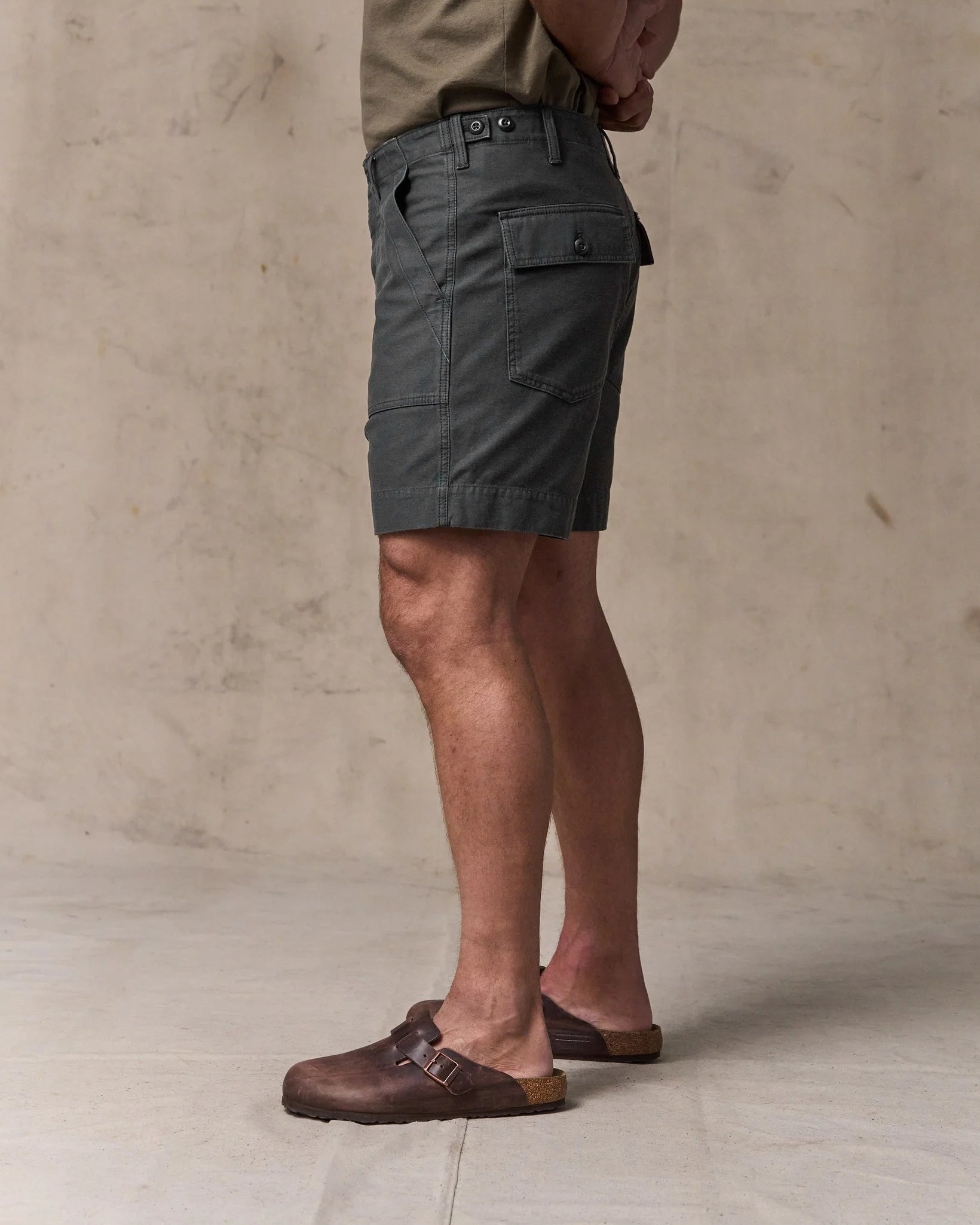Field Supply Shorts - Washed Faded Black