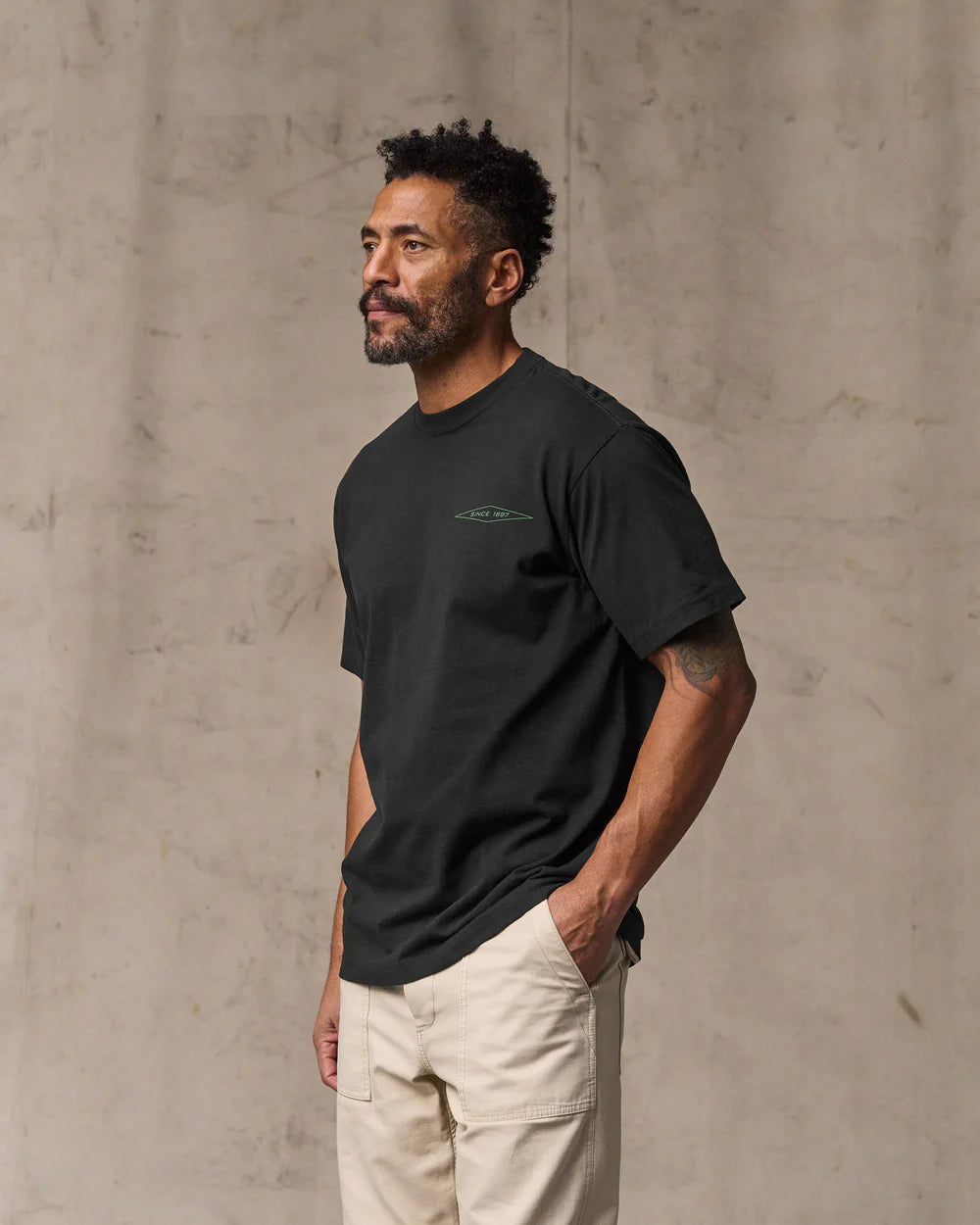 Diamond Graphic T-shirt - Black