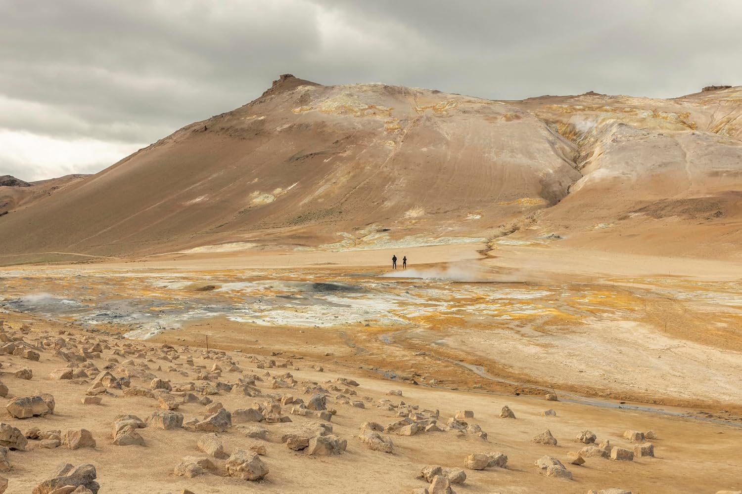 Hot Springs - Photos and Stories of How the World Soaks, Swims, and Slows Down