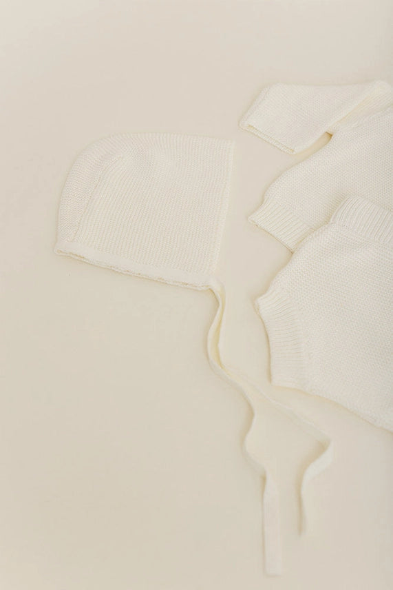 Cream Knit Bonnet