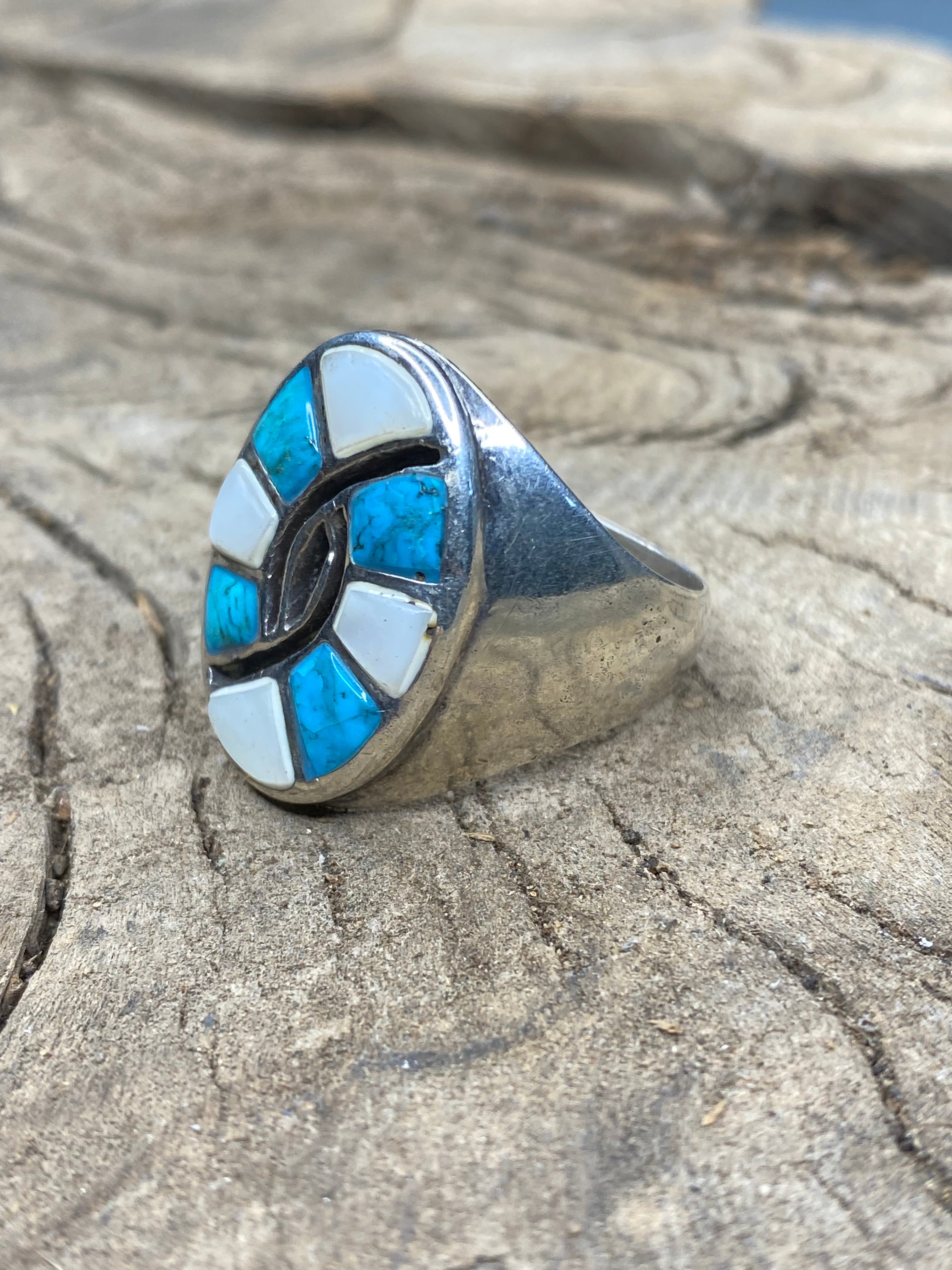 Vintage Turquoise and Mother of Pearl Inlay Hummingbird Silver Men's Ring - Size 11