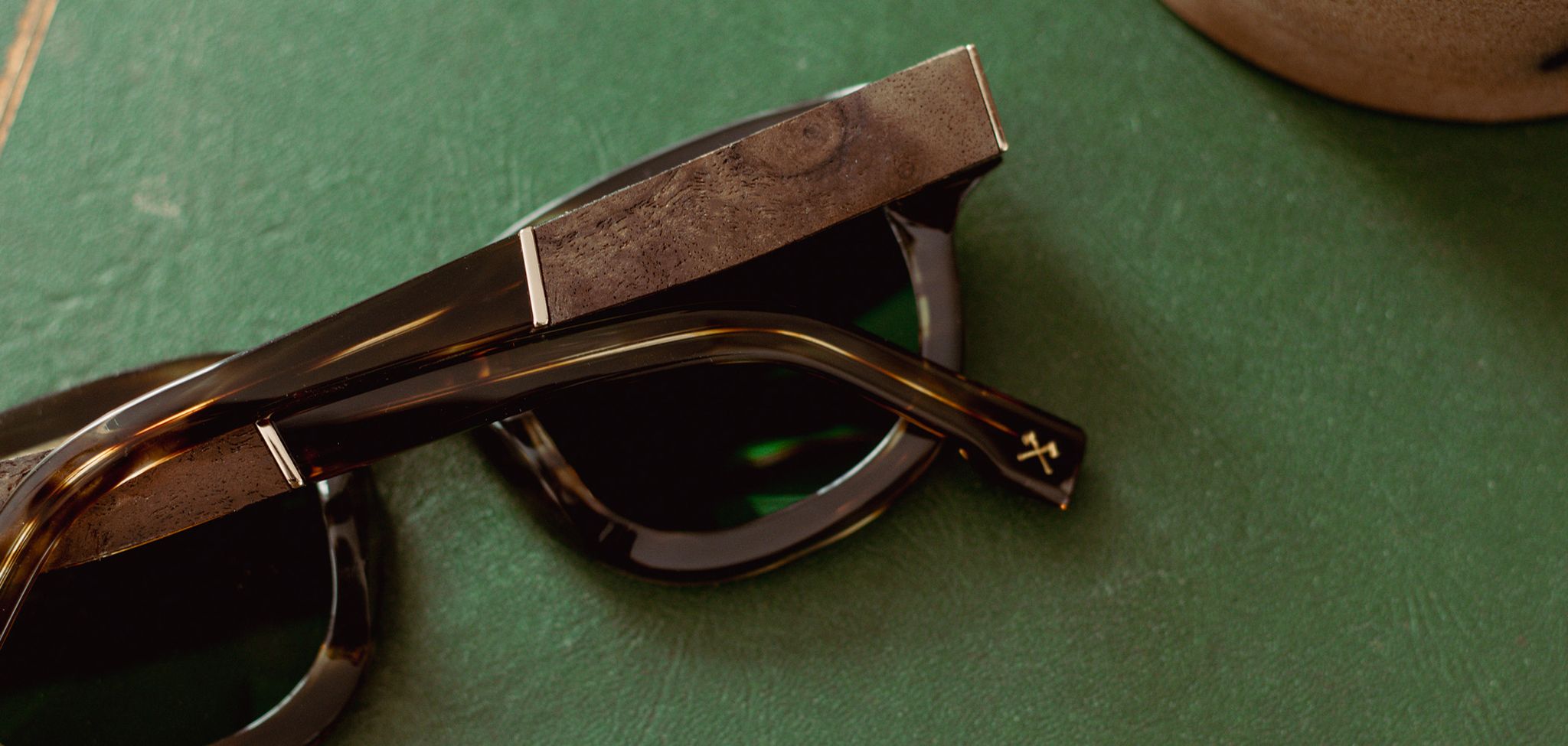 McKay: Jaguar // Elm Burl - G15 Polarized