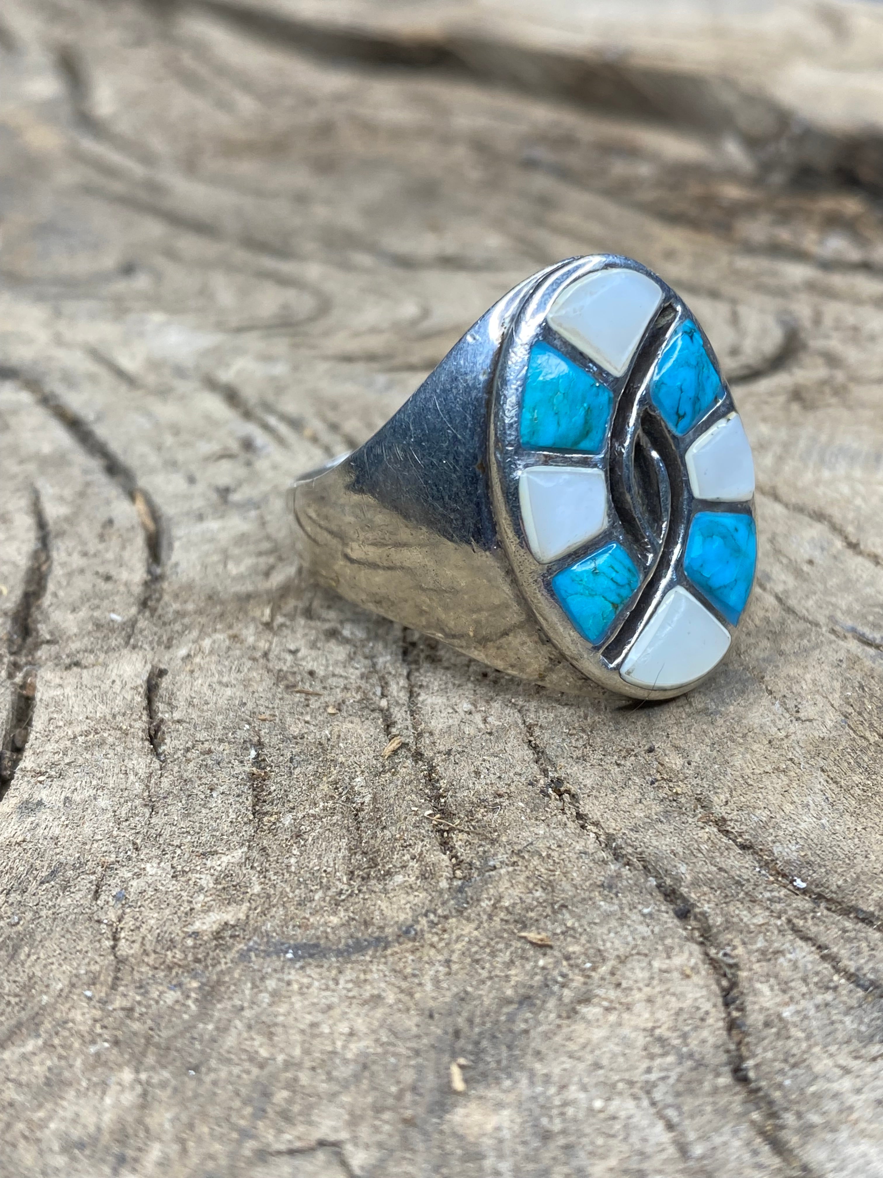 Vintage Turquoise and Mother of Pearl Inlay Hummingbird Silver Men's Ring - Size 11