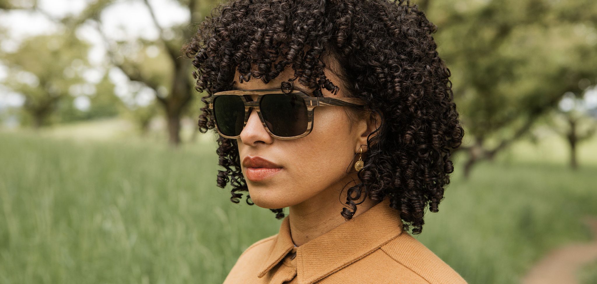 Auburn: Striped Ebony - Grey Polarized
