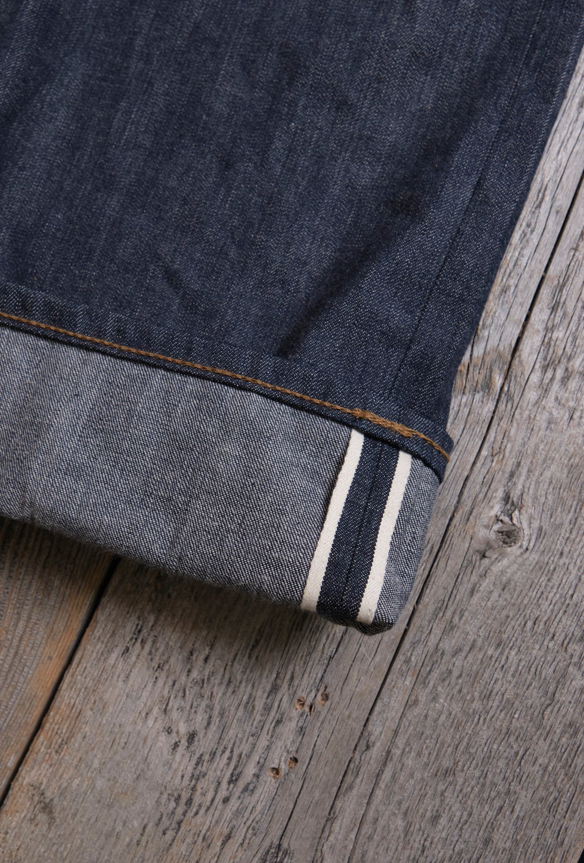 MODESTO STRAIGHT CUT 11 OUNCE DENIM