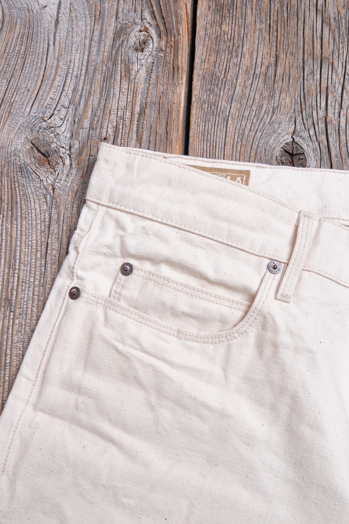 PORTOLA CLASSIC TAPER 11 OUNCE NATURAL RINSED DENIM