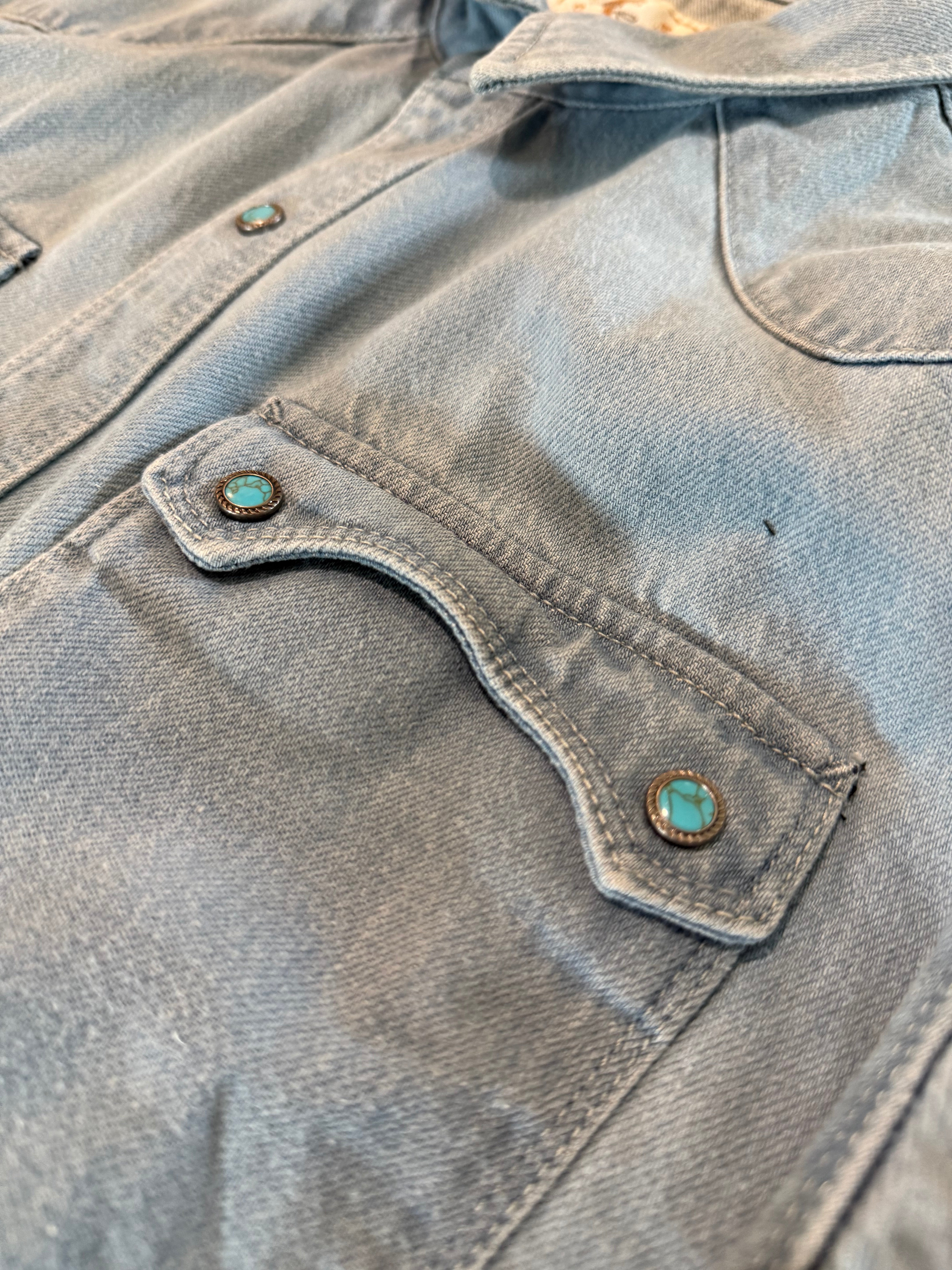 MODERN WESTERN 11 OUNCE BLEACHED WITH TURQUOISE SNAPS
