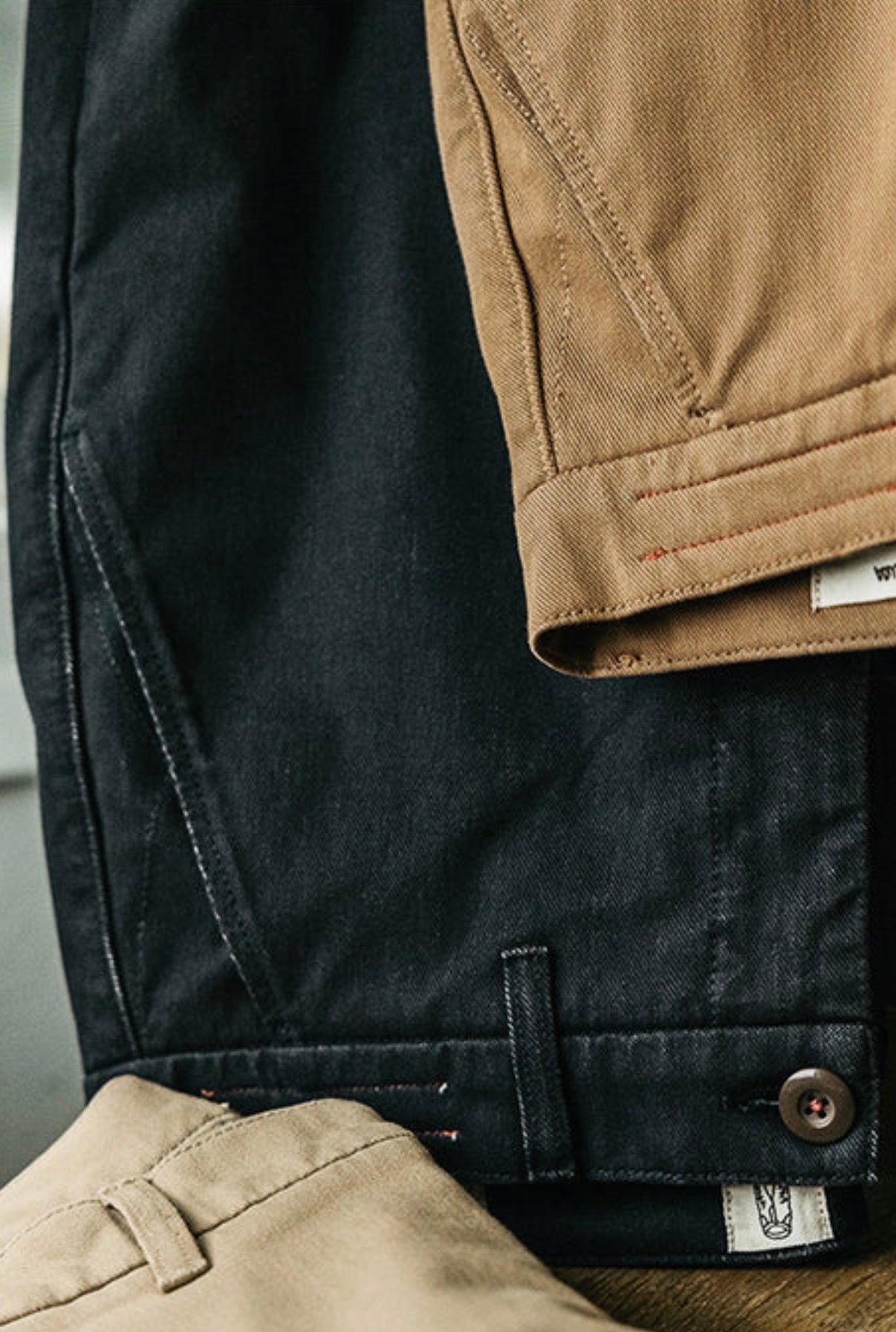 The Pipe Straight Denit® Chino - Charcoal
