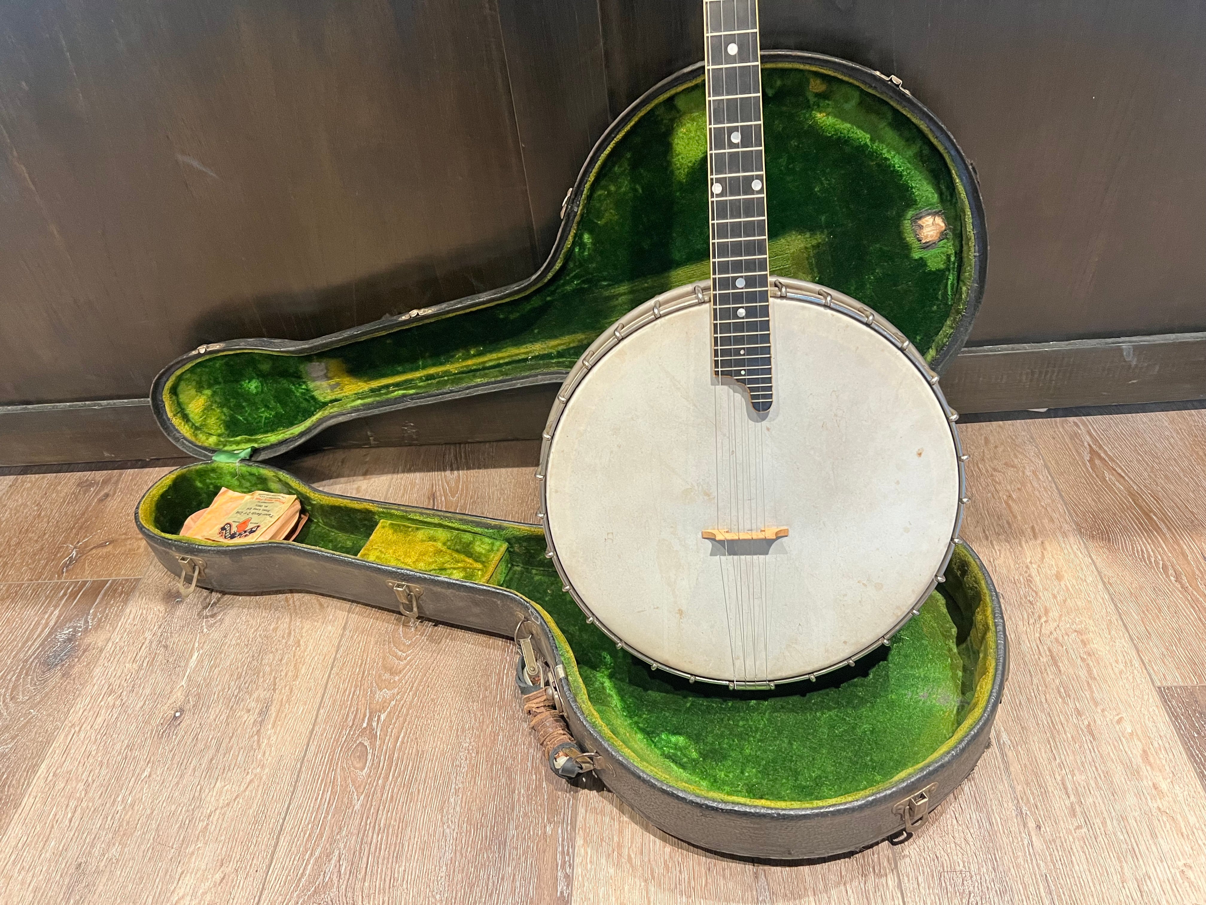 1920's The Gibson Tenor Banjo With Hard Case