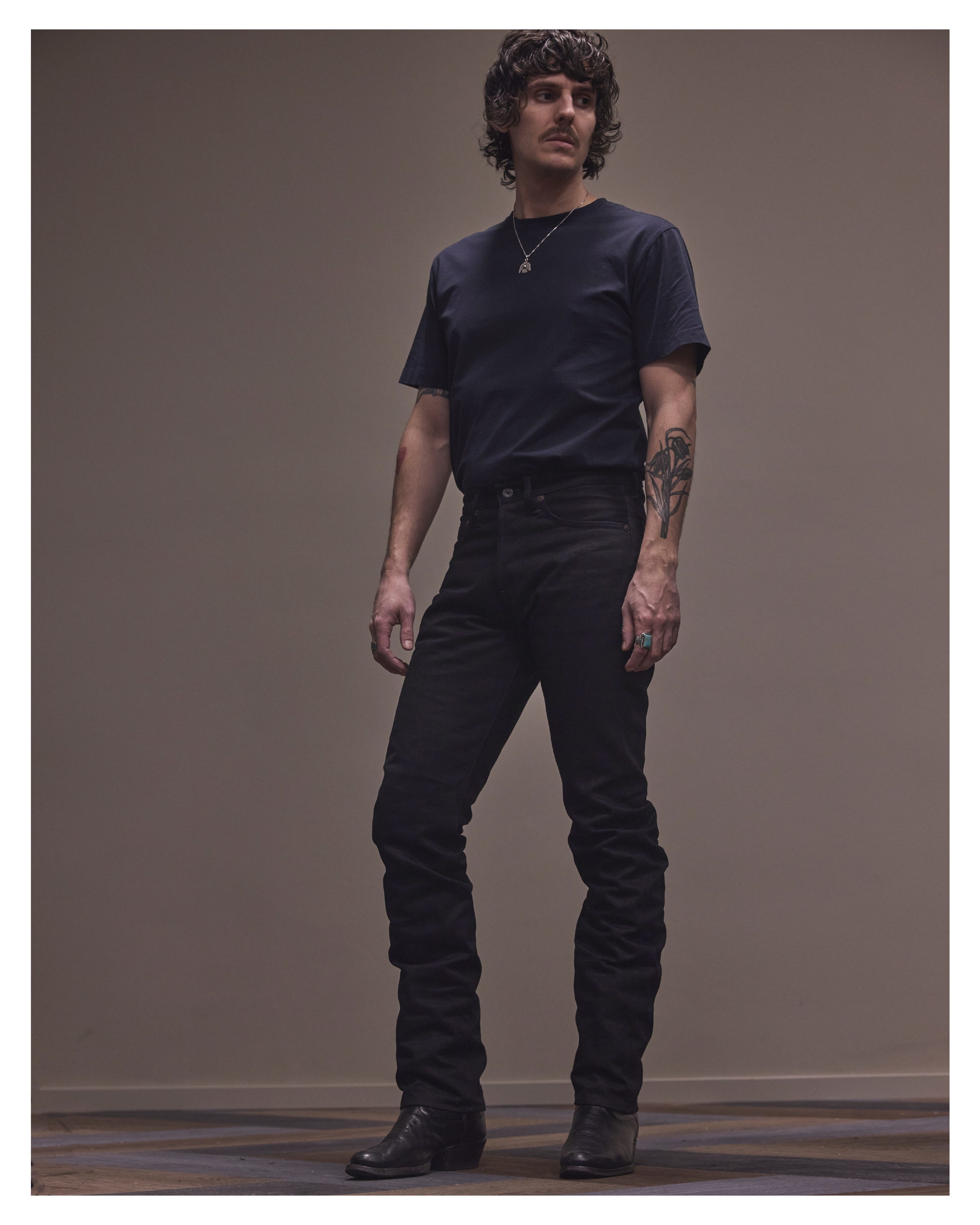 Indigofera Clint Jeans, Gunpowder