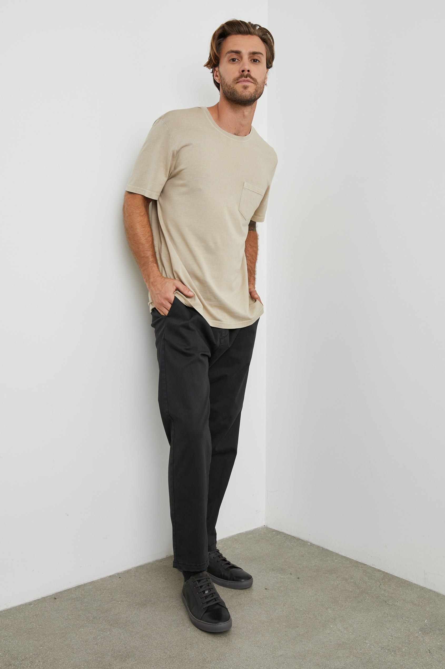 Johnny T-Shirt - Desert Sand