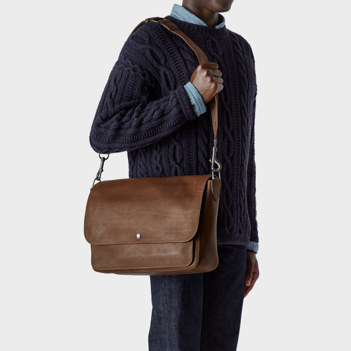 Canfield Relaxed Messenger - Navigator Leather