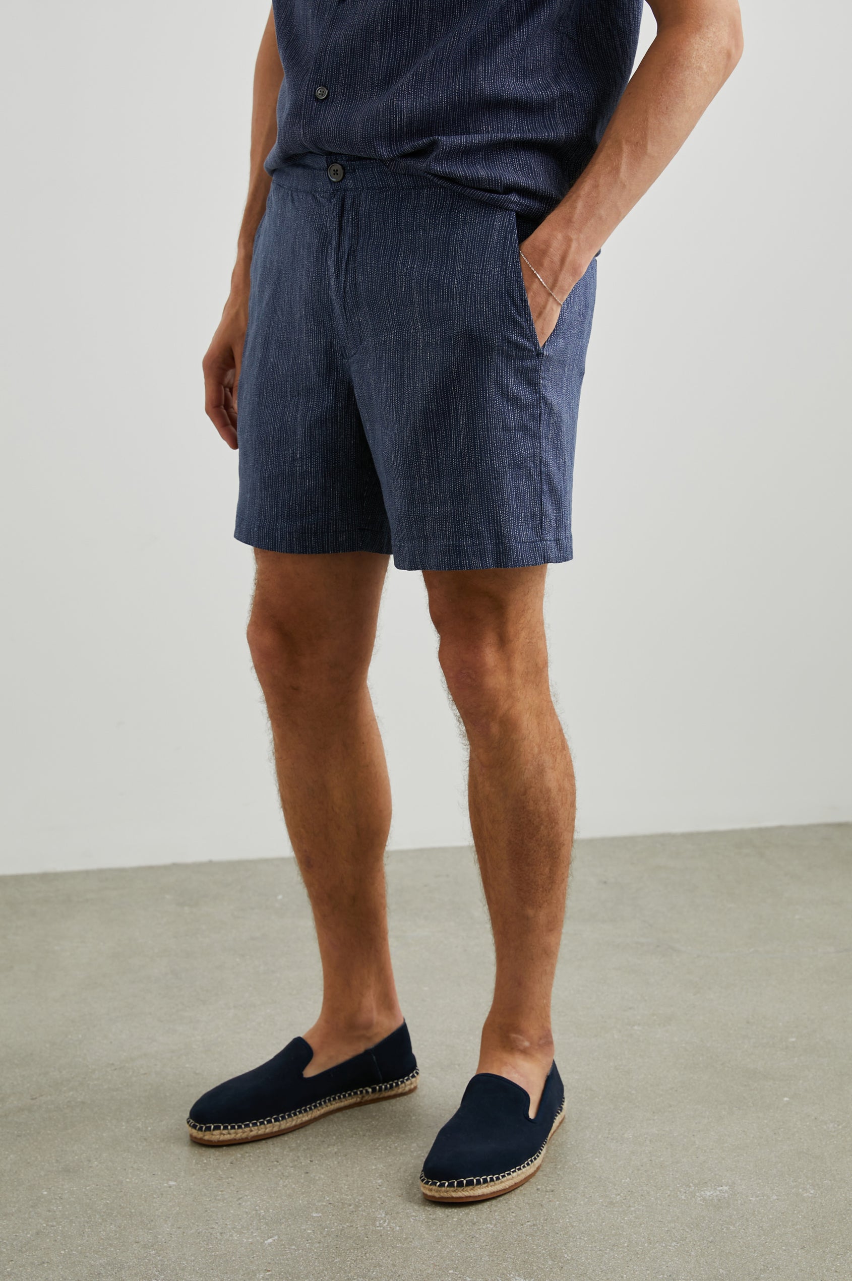 Sona Short - Matrix Navy Pearl