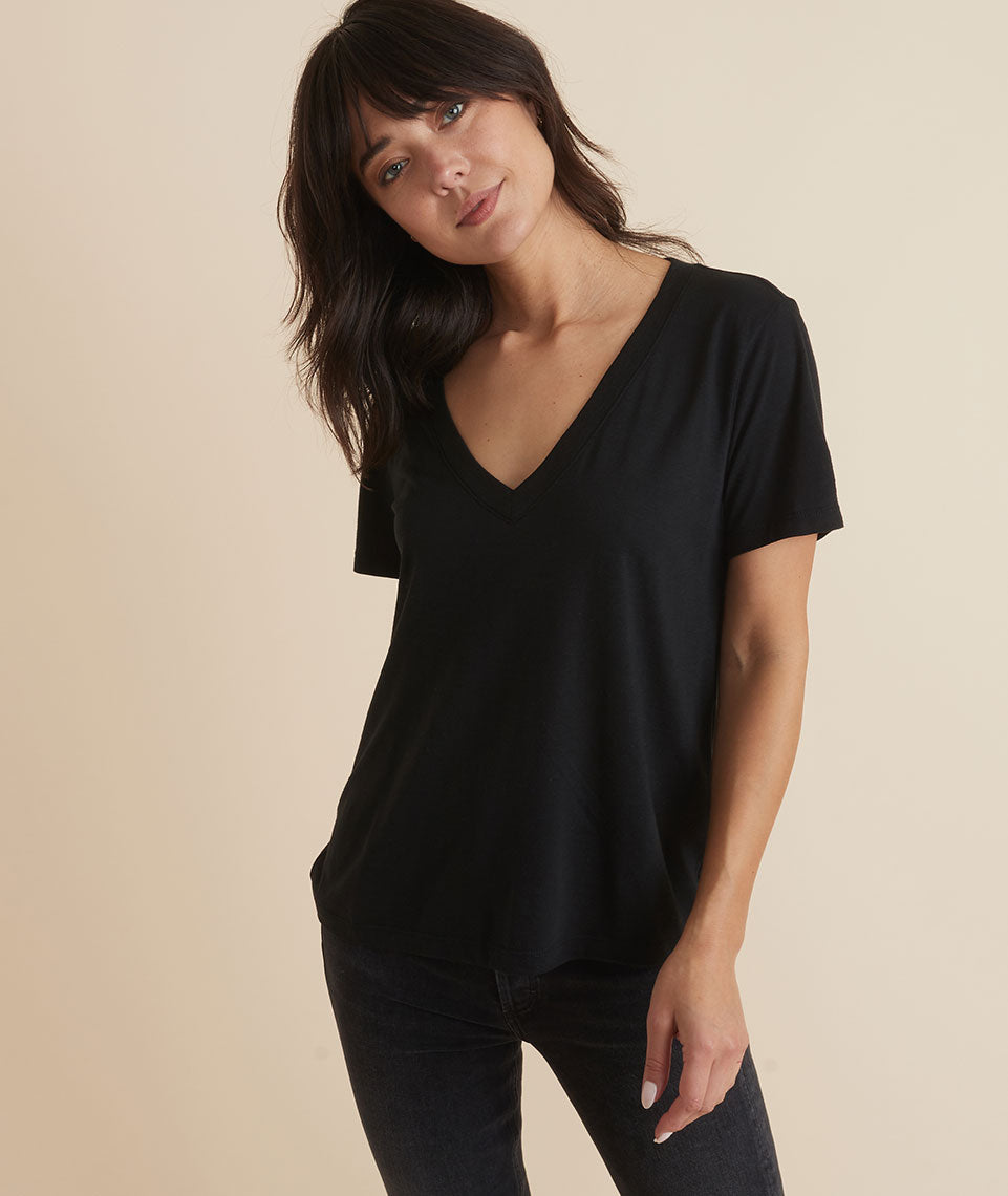 Boyfriend V-Neck in Black