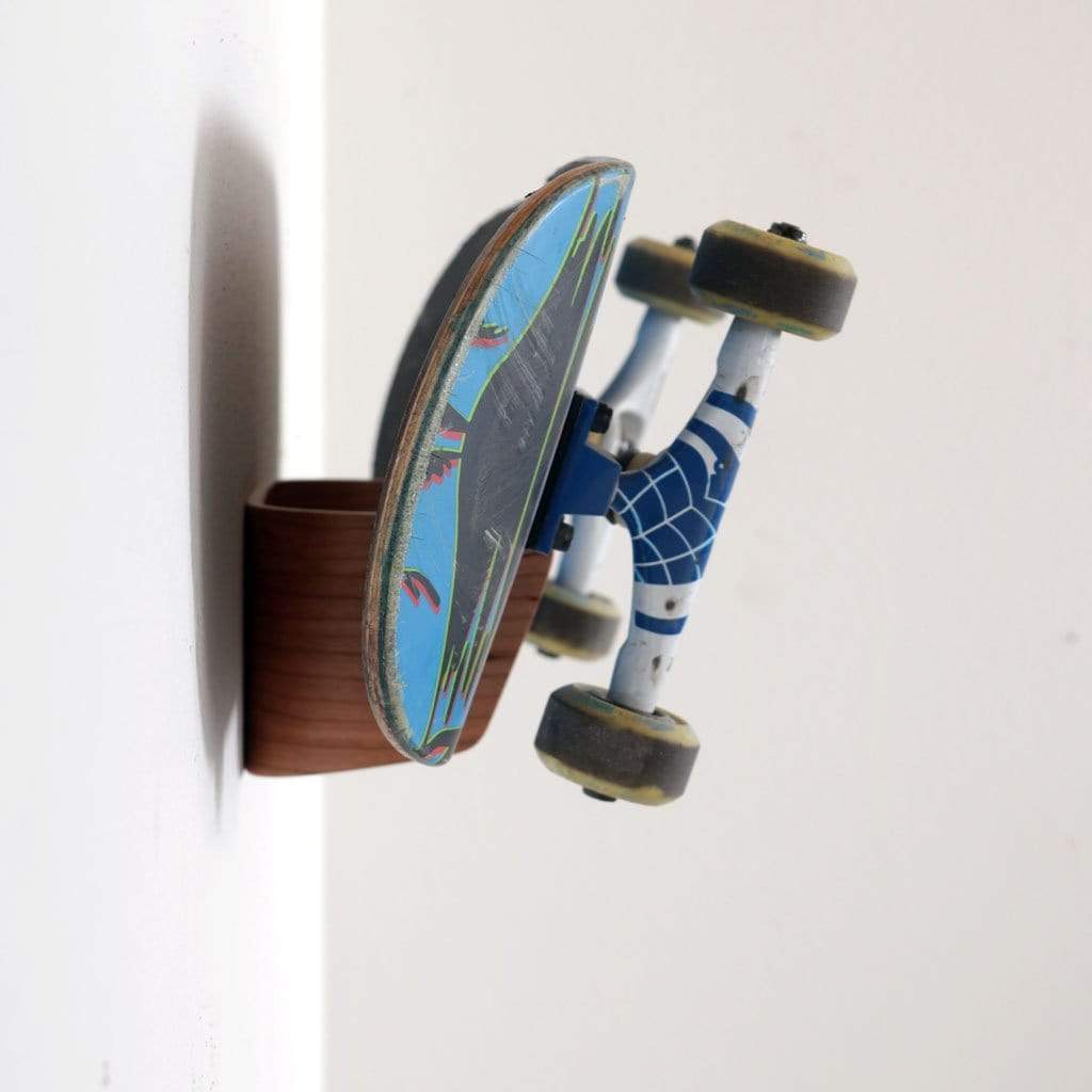 BOARD RACK - WALNUT