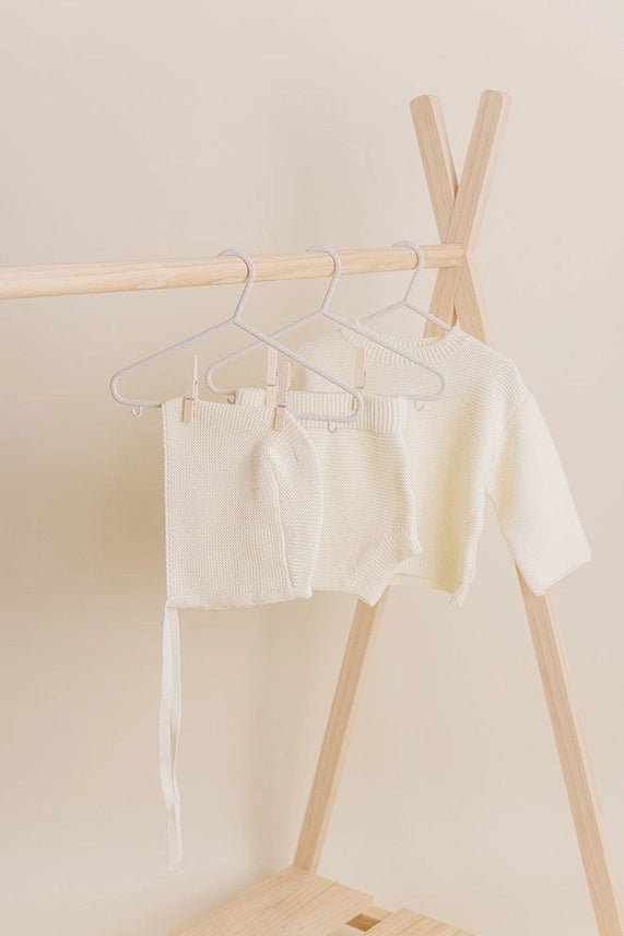 Cream Knit Bonnet