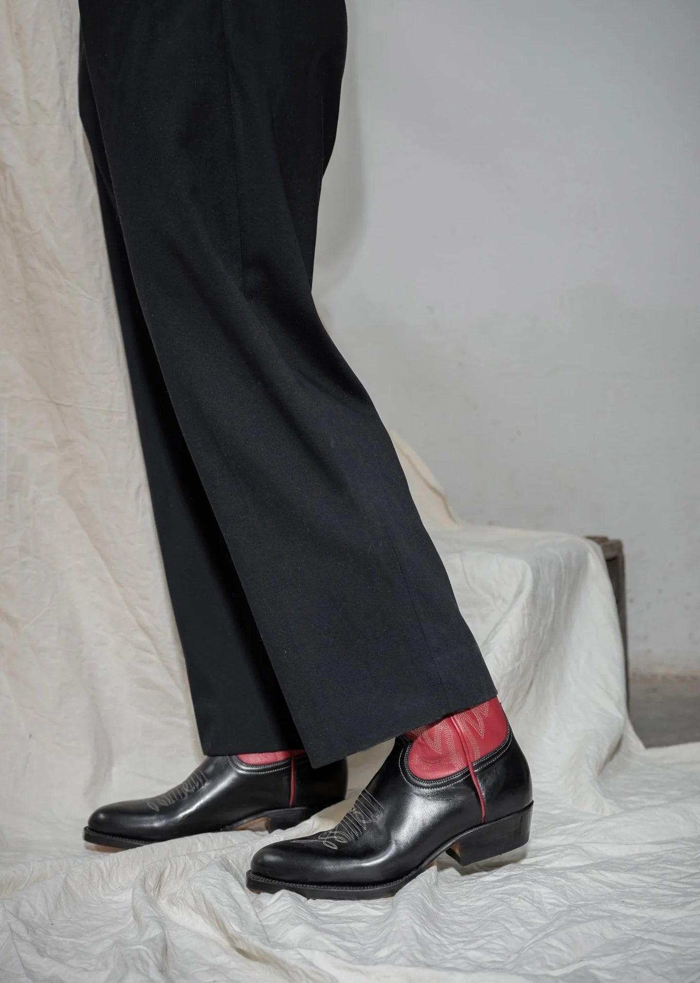 Unmarked Durango Boots Red/Black