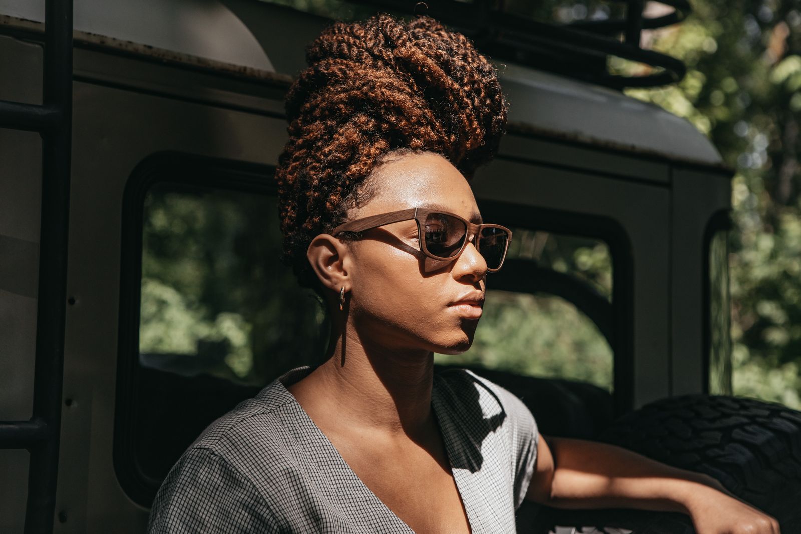 Canby: Walnut - Grey Polarized