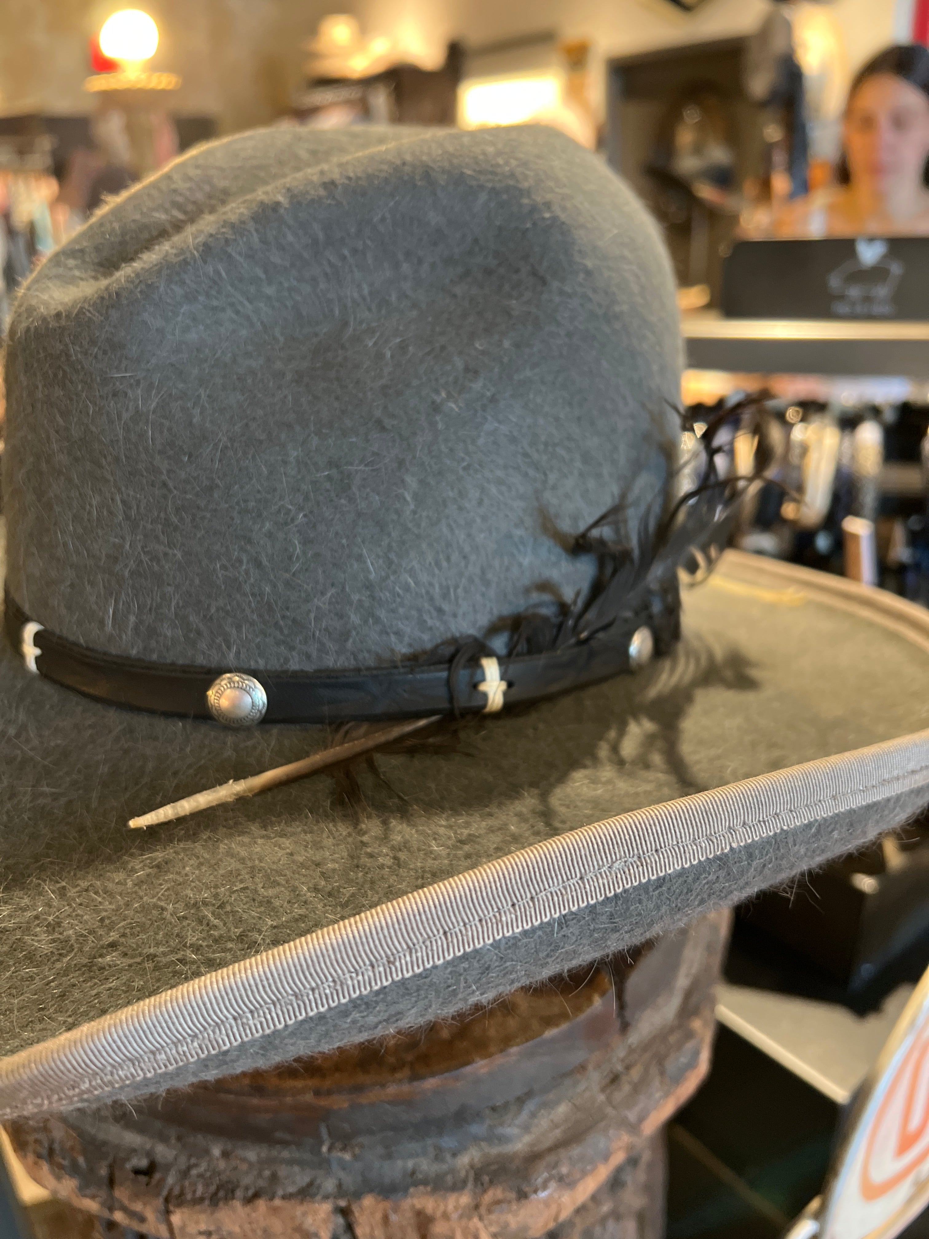 Gus Crown Custom Furry Felt Hat By Spur Hat Co. - Size 7