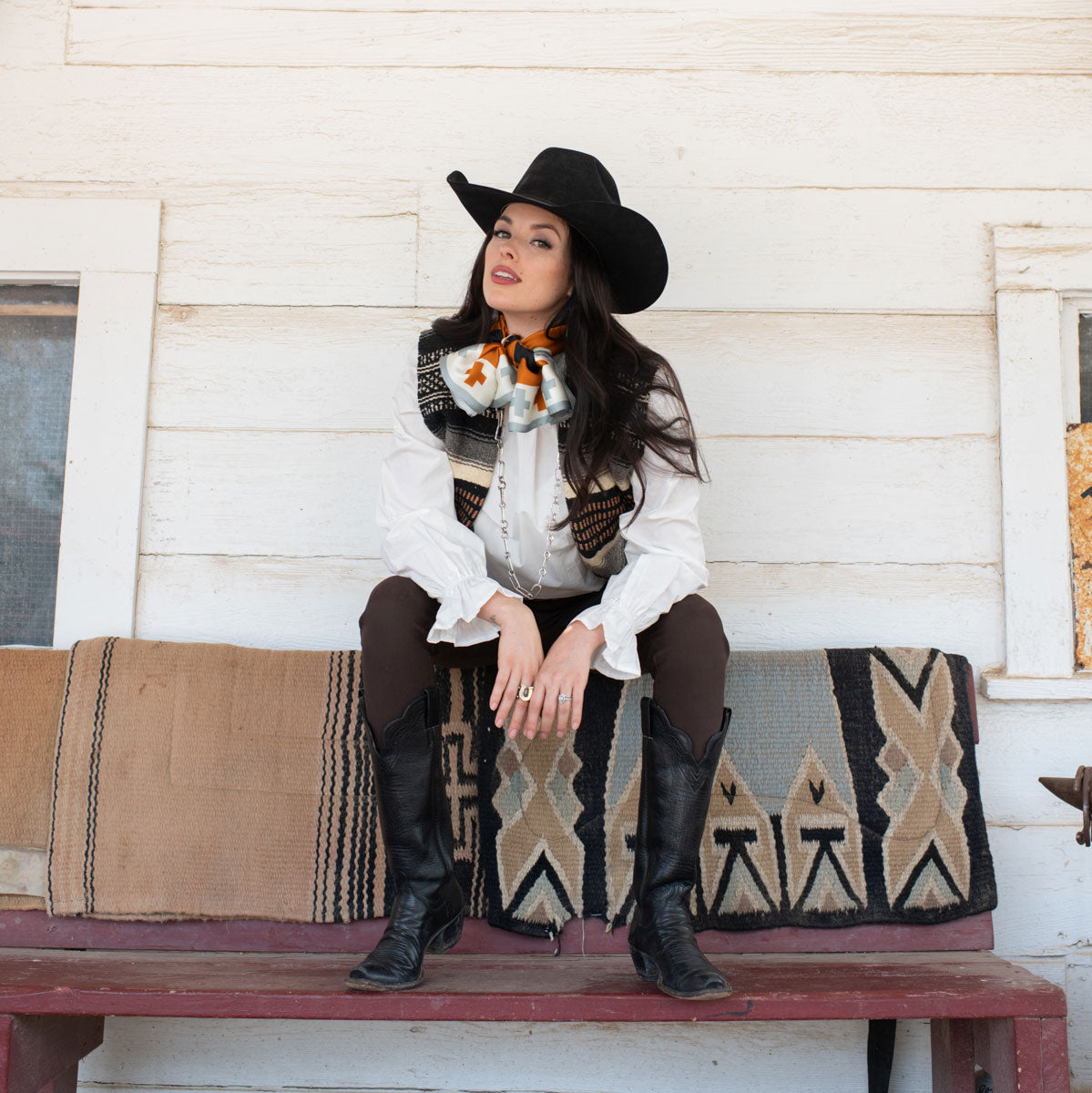 WEST TEXAS BUCK SCARF