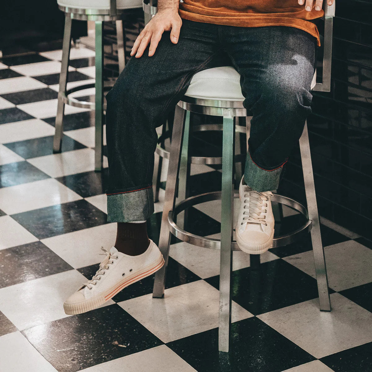 Center Low-Top White/Biscotti