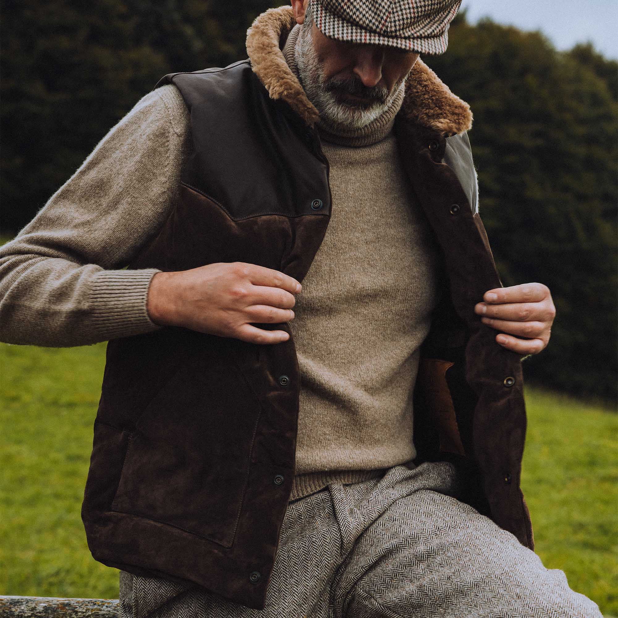 “Bivacco” Testa di Moro suede Western Down Vest