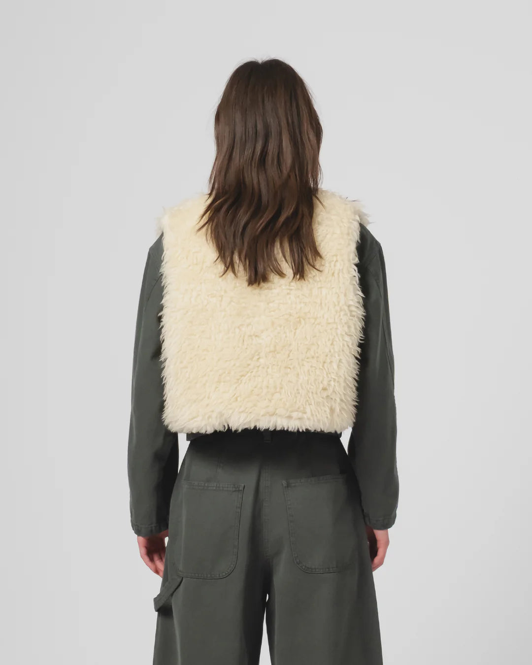 G.o.D Peak Vest Alaska Fluff Ecru