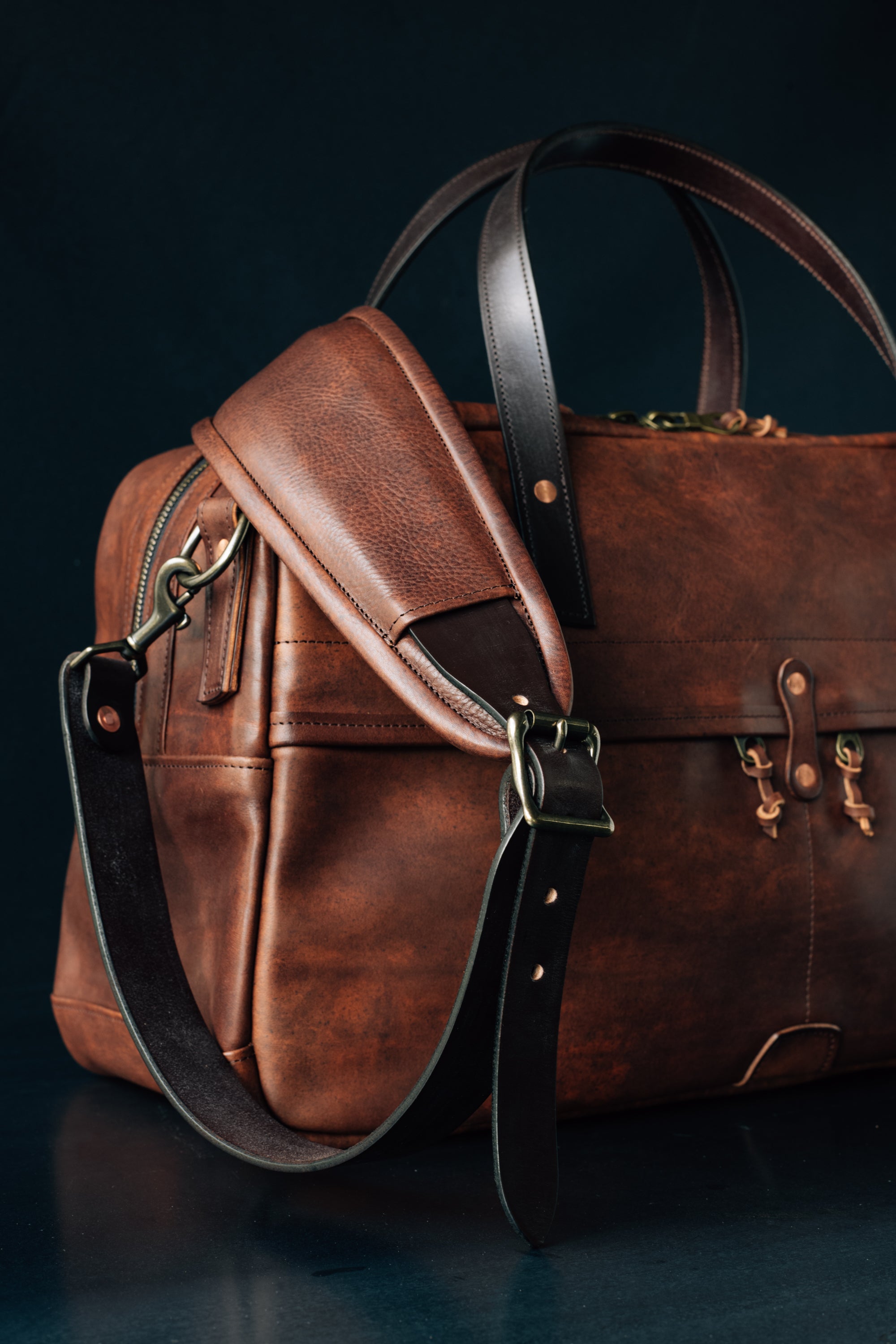 Weekender Duffle - 35L - Cognac Nemesis Leather