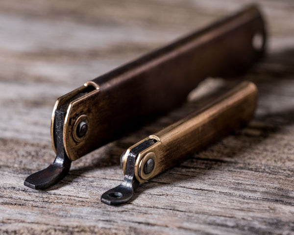 Townes Higo Knife (Brass)