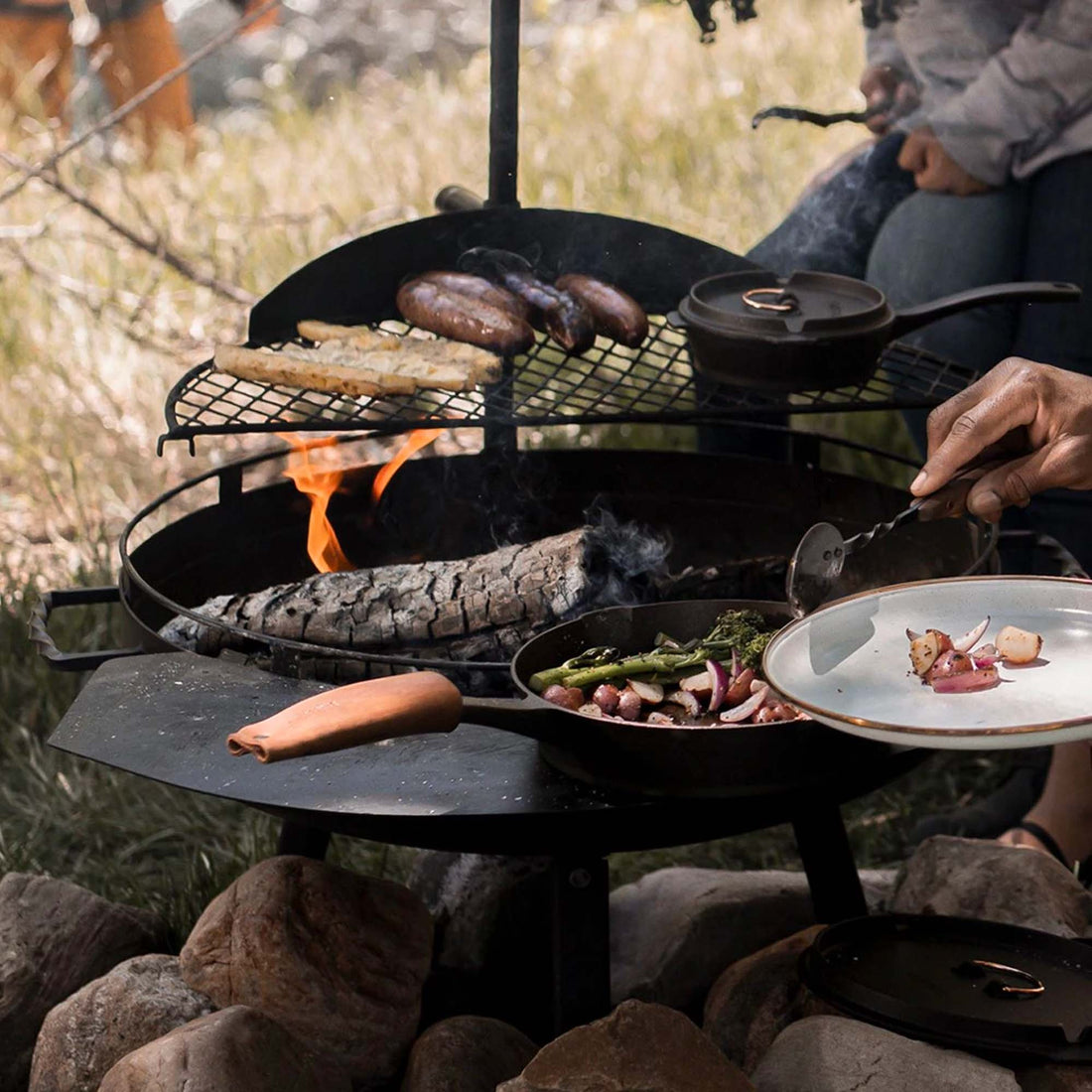 COWBOY FIRE PIT GRILL SIDE TABLE