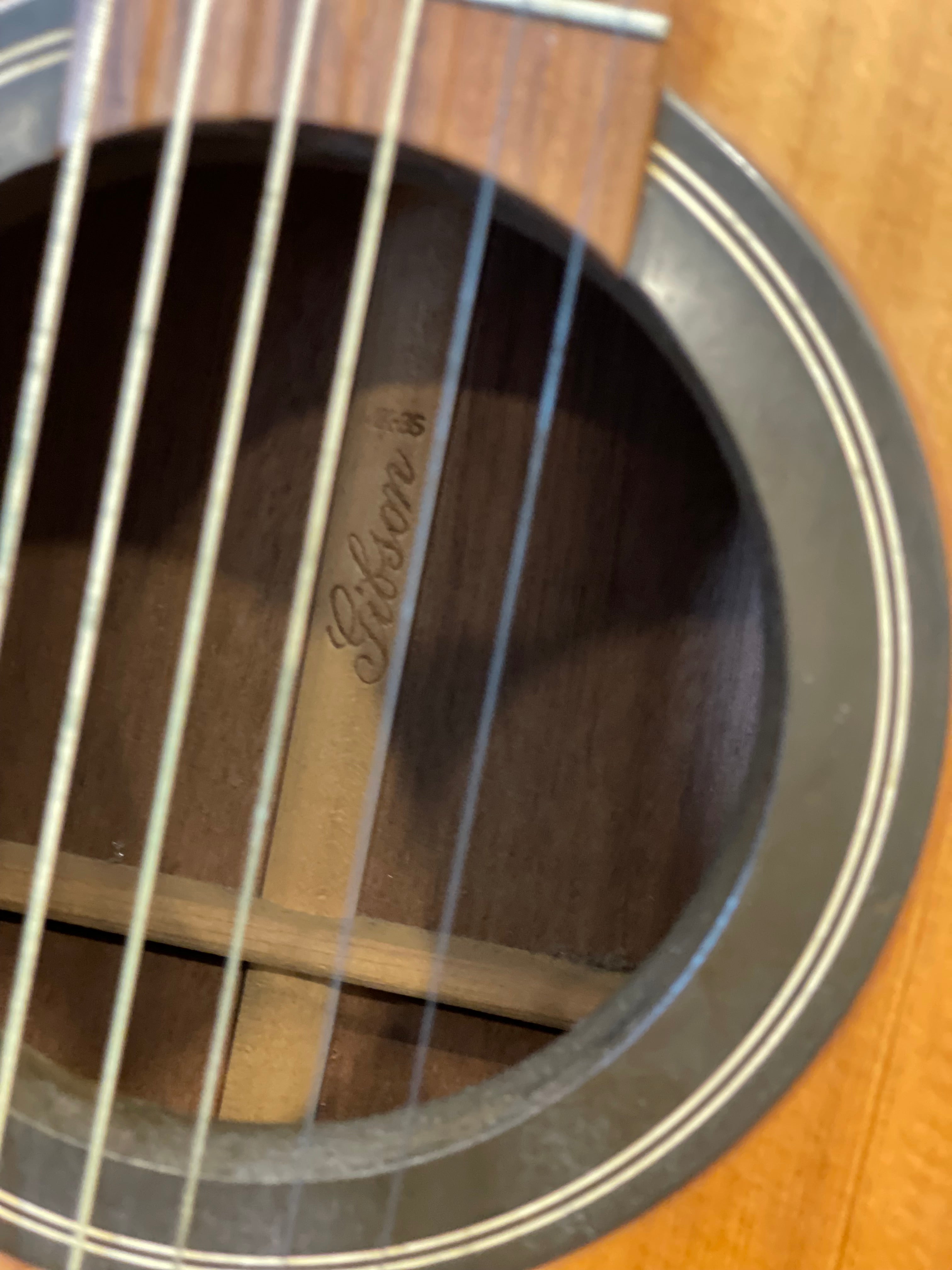 Vintage 70s Gibson MK