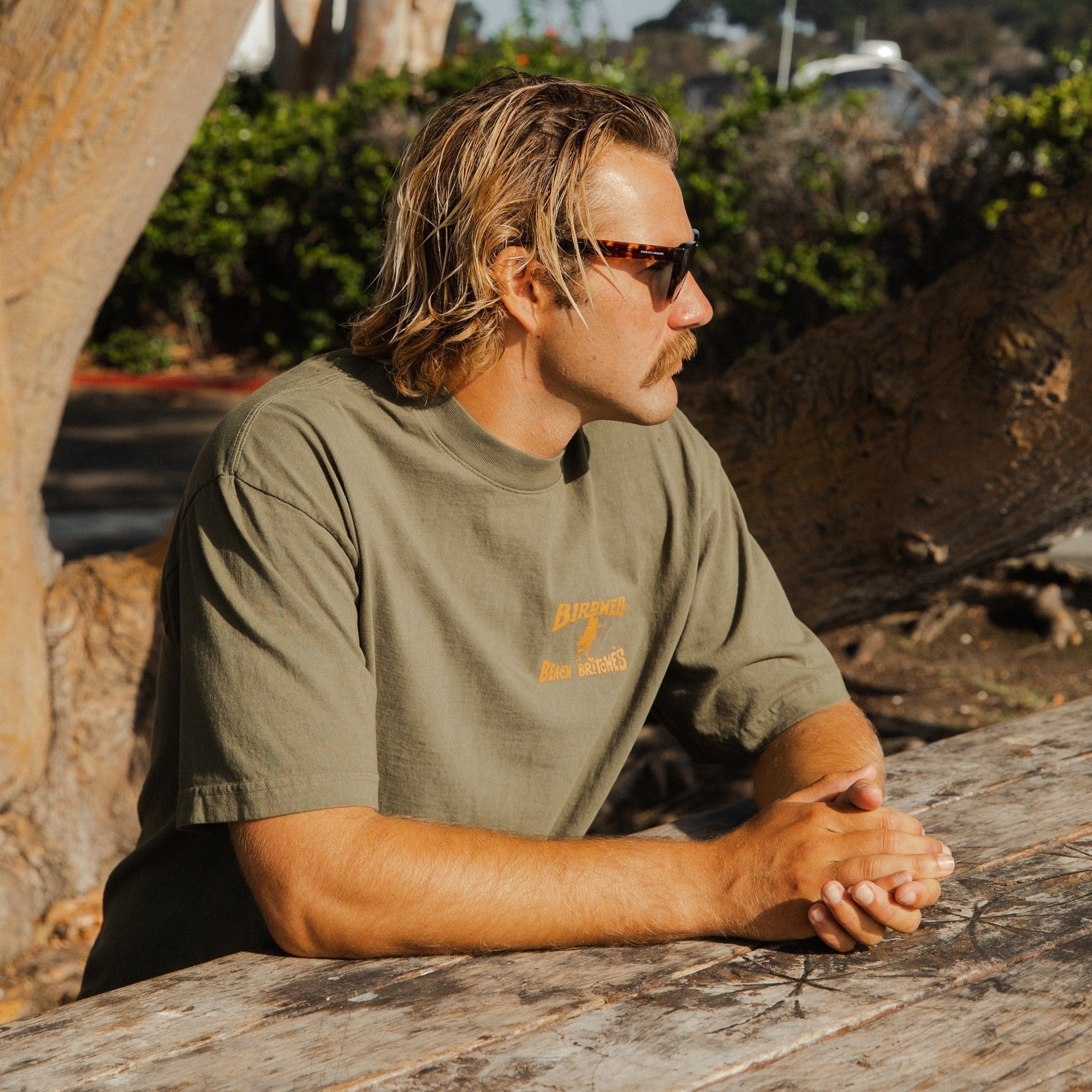 LICENSE PLATE T-SHIRT - ARMY GREEN