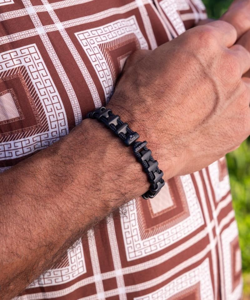 BOLD BOB BLACK | BLACK