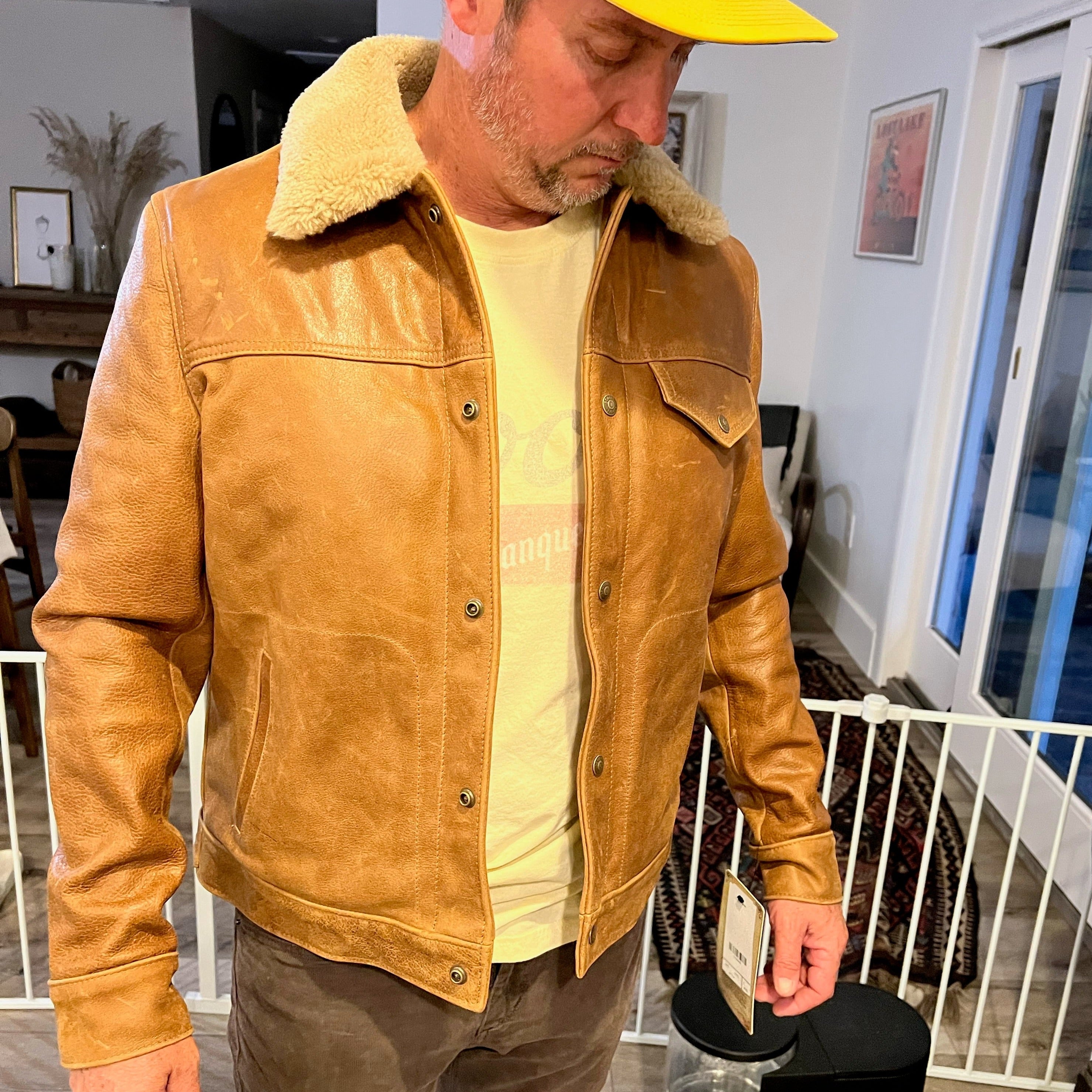 Men's Buffalo Leather Trucker Jacket with Sheepskin Collar