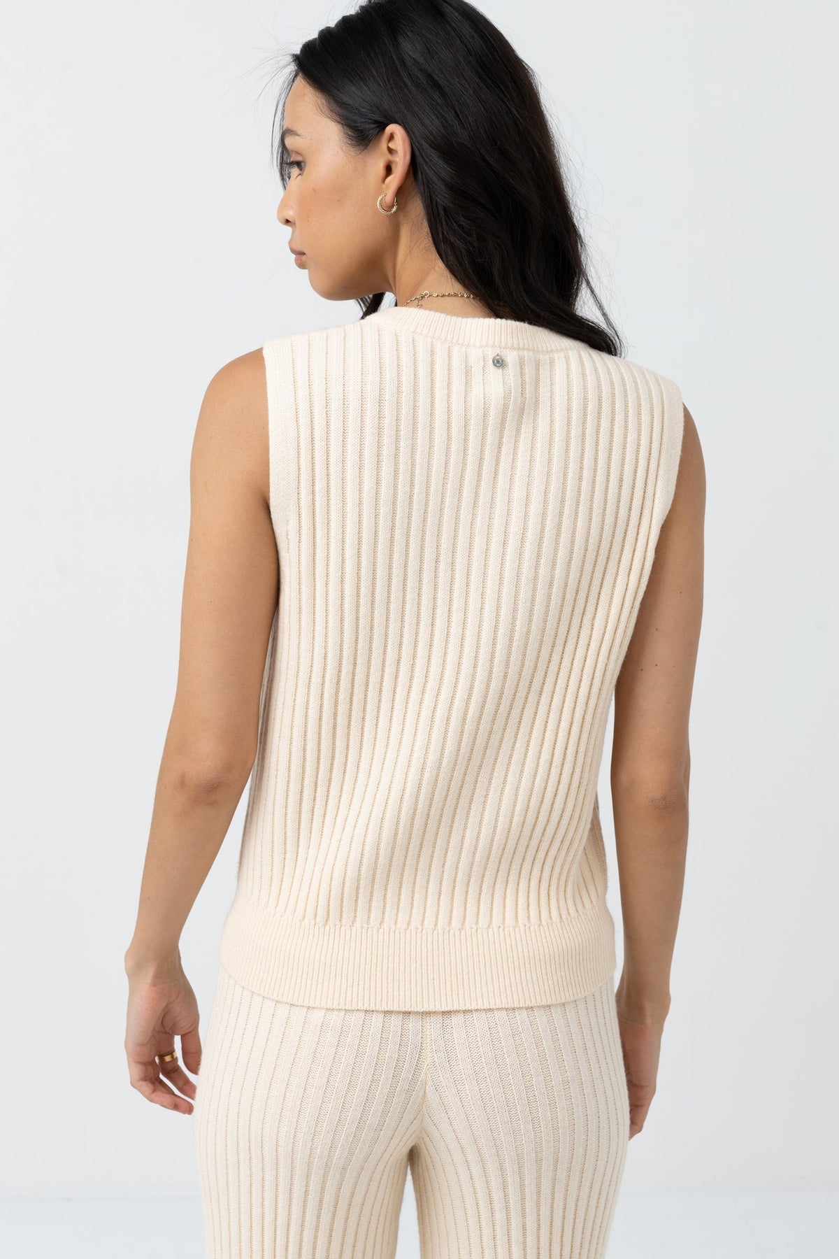 Shell Beach Sweater Vest - Oatmeal