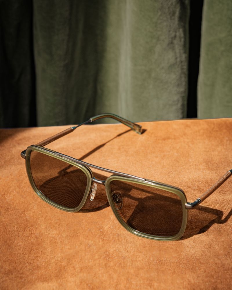 Grant: Pine & Gun Metal // Walnut - G15 Polarized
