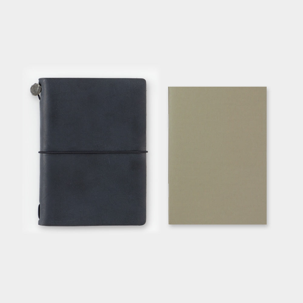 TRAVELER'S notebook 007 Free Diary [Weekly] (Passport size)