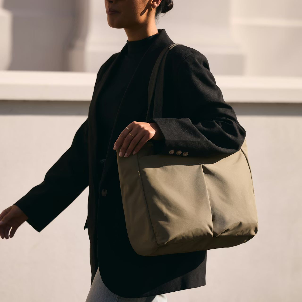 Tokyo Wonder Tote 15L - Raven