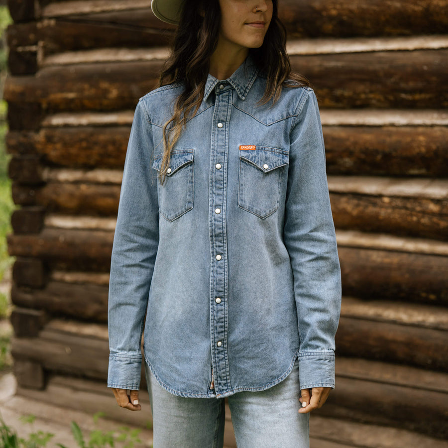 THE WYATT PEARL SNAP BLOUSE
