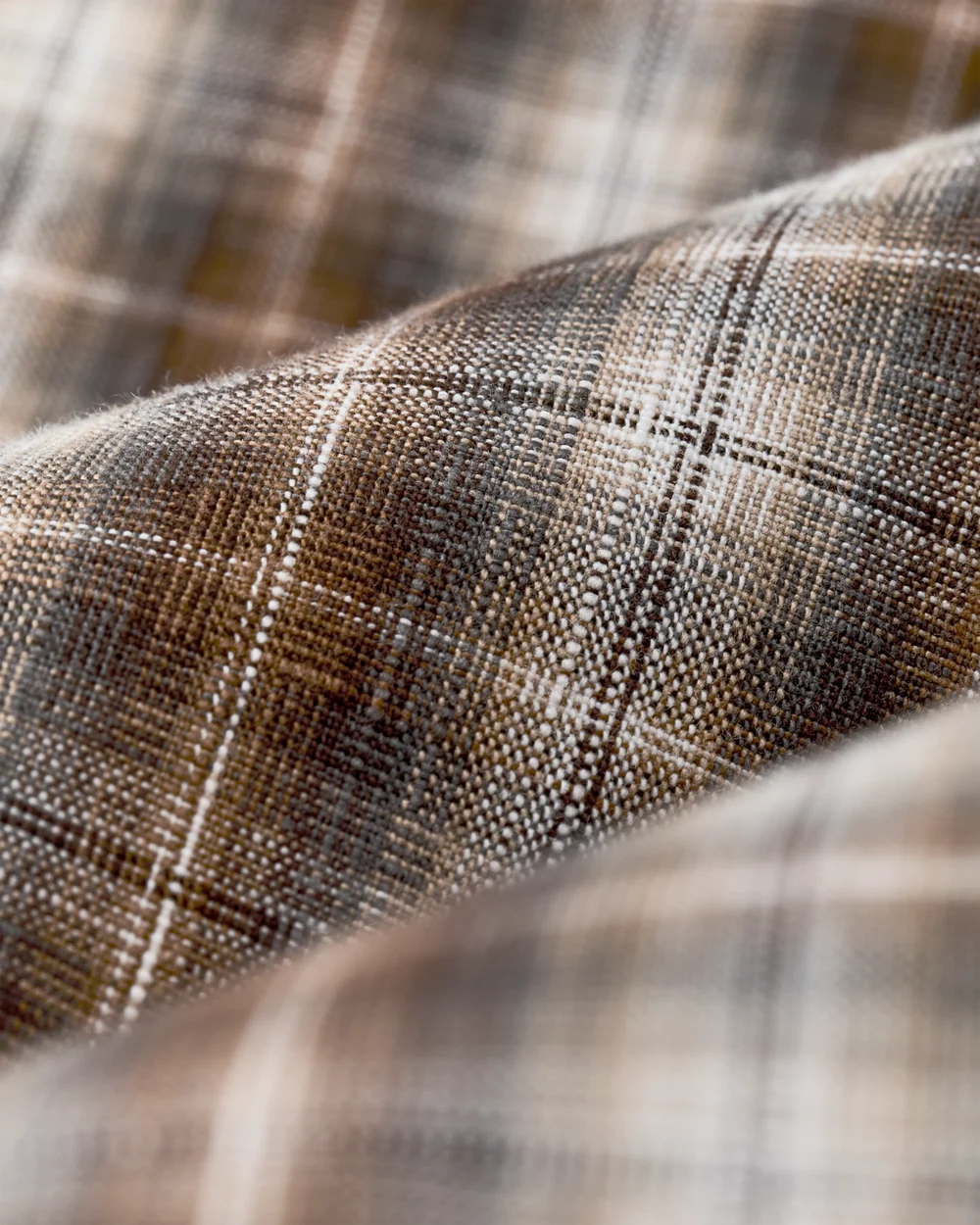 Chambray Button-Down Shirt -Cascade Plaid