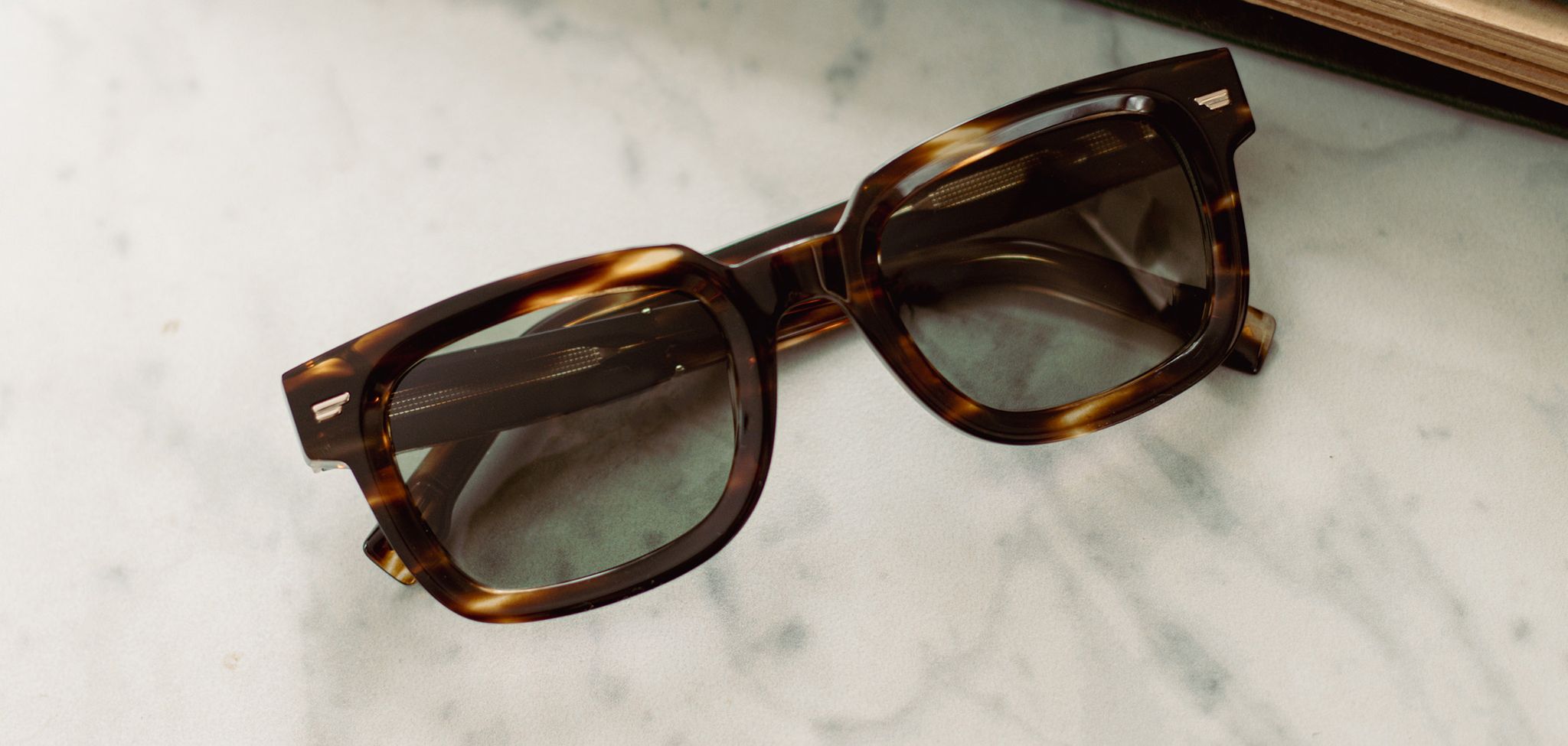 Buxton: Jaguar // Elm Burl - G15 Polarized