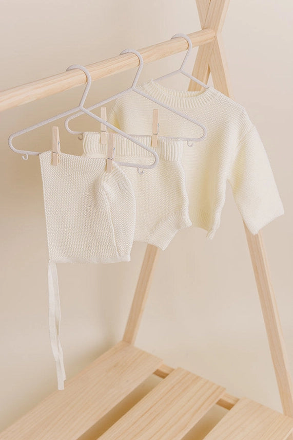 Cream Knit Bonnet
